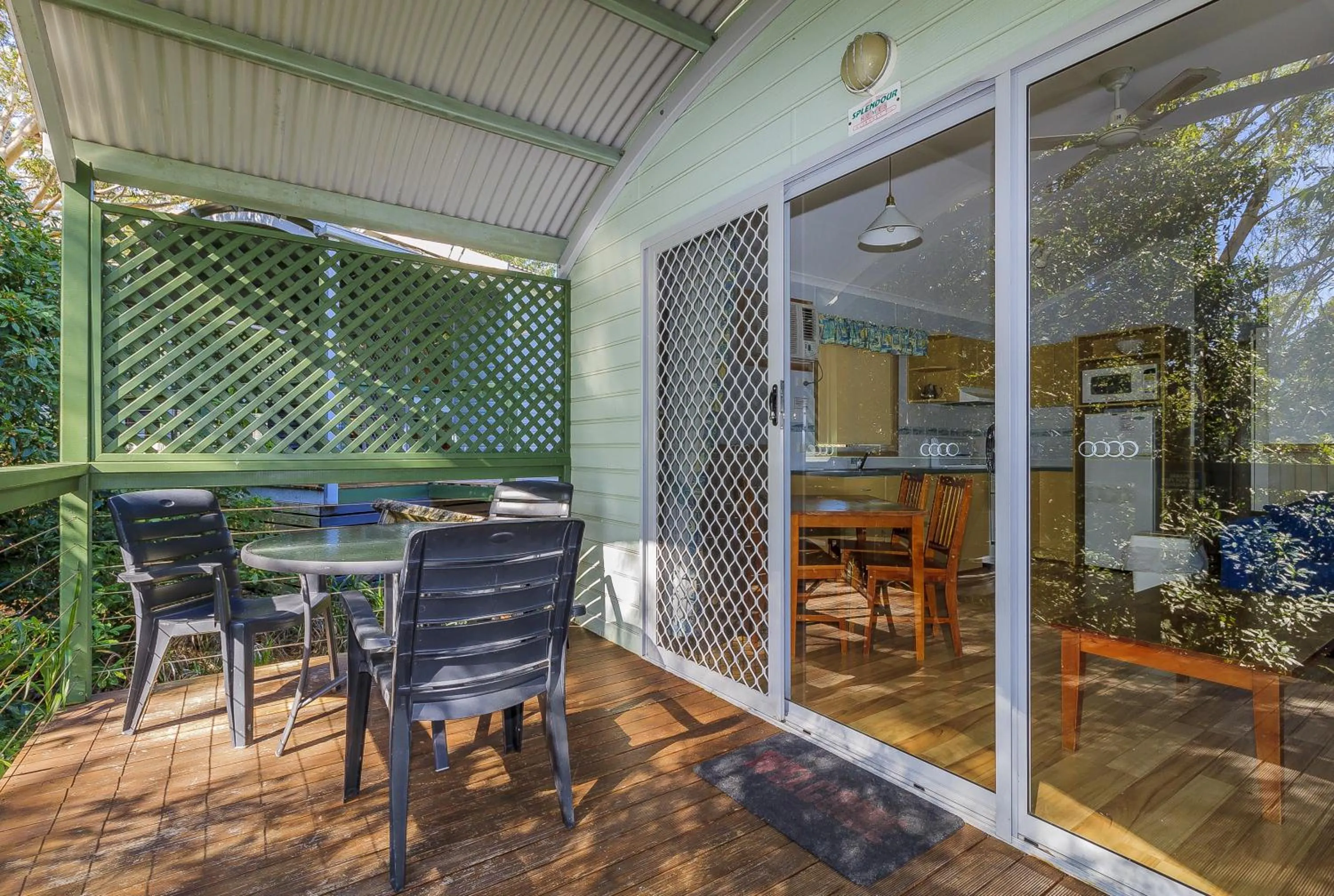Patio in Thou Walla Sunset Retreat