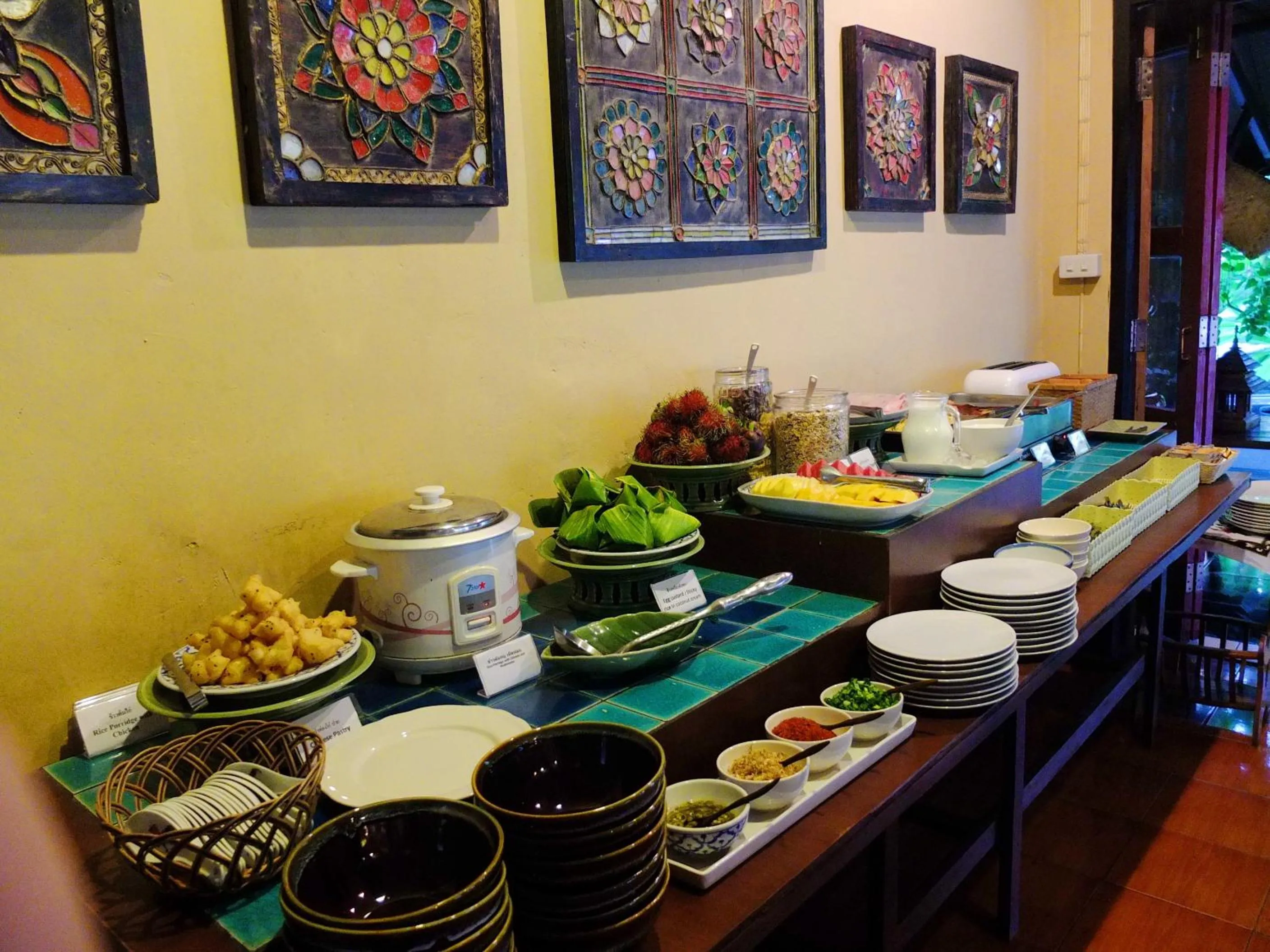 Restaurant/places to eat in Baantawan Guesthouse Pai