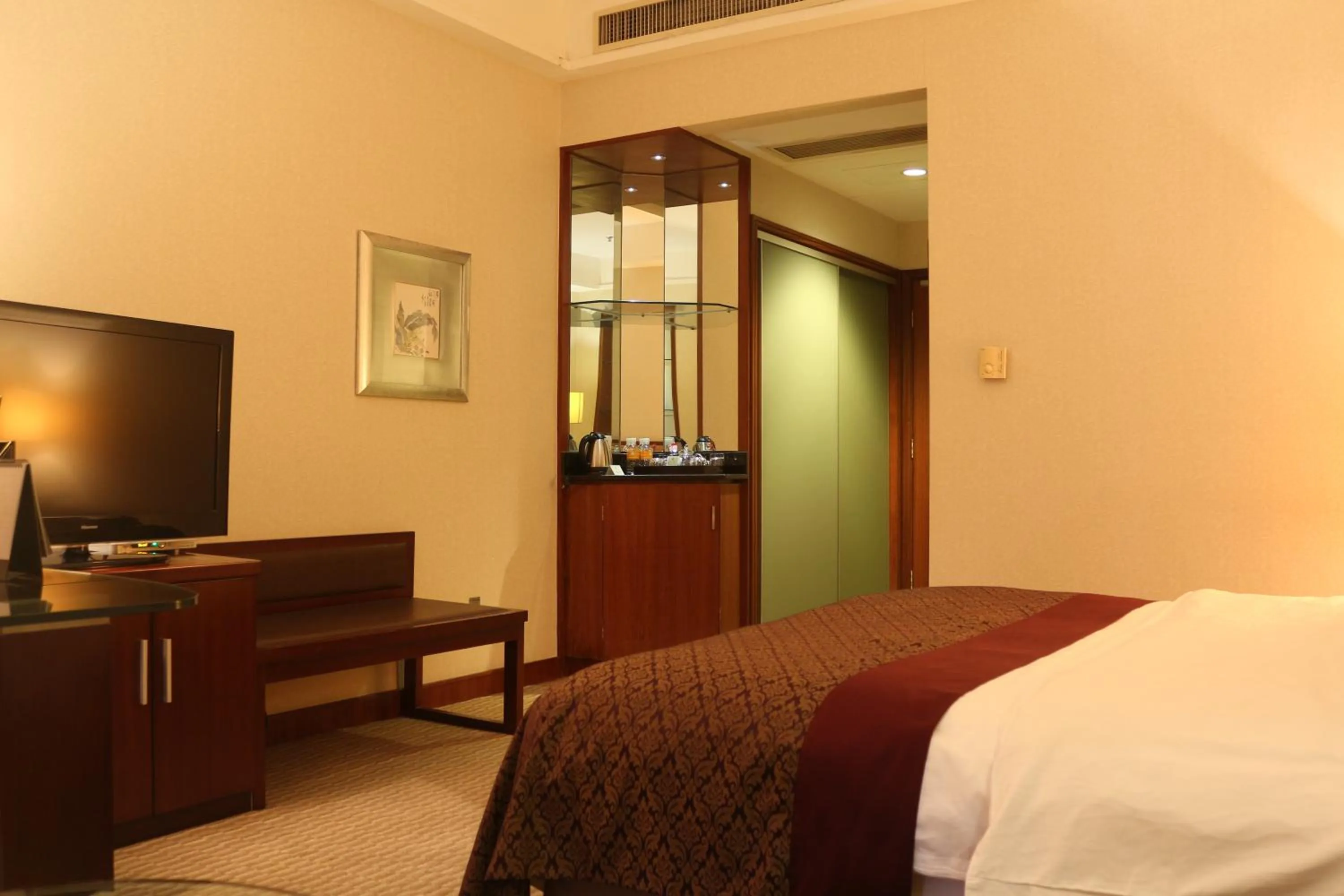 Jinling Jingyuan Plaza