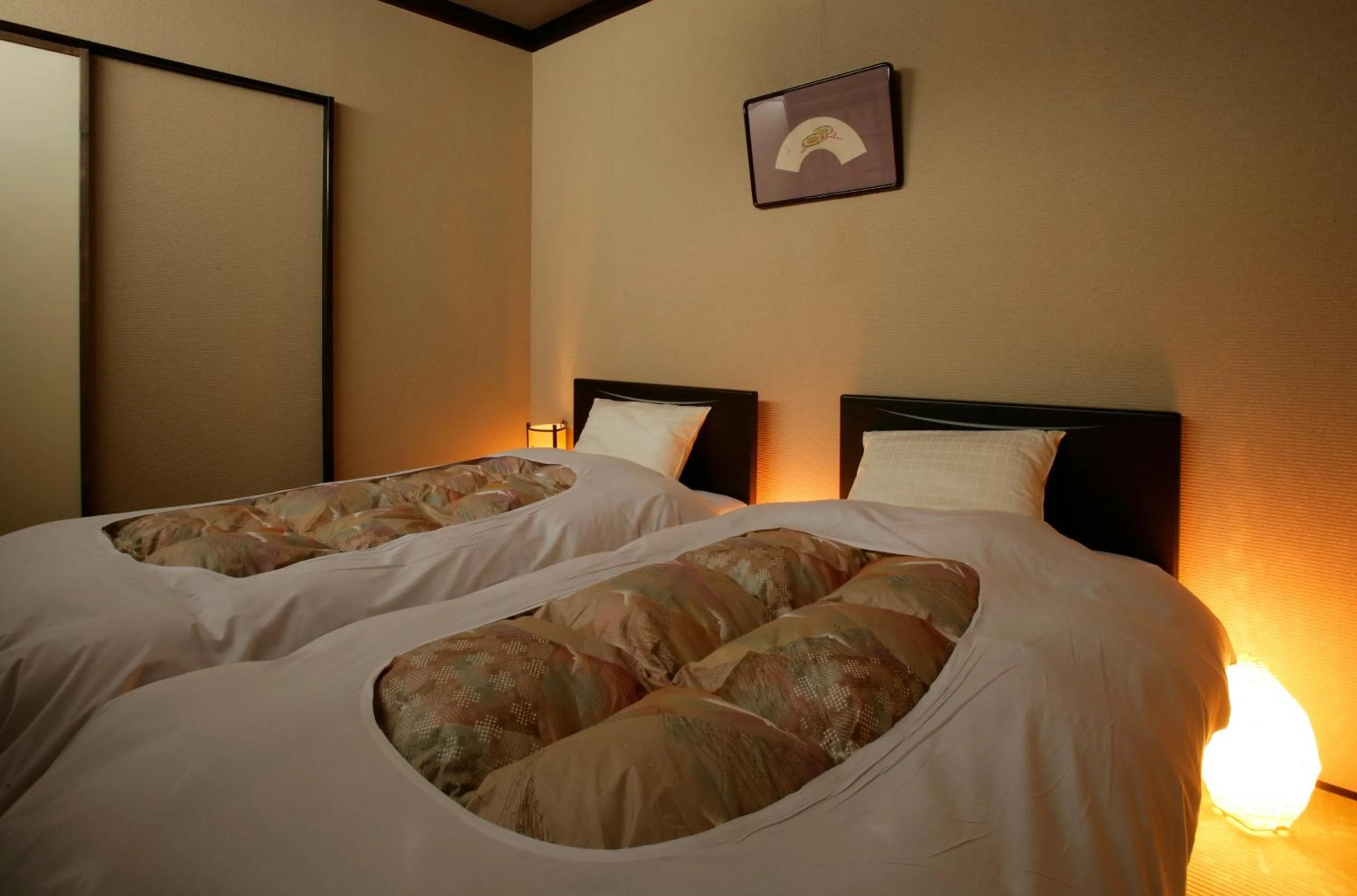 Basic Japanese-Style Twin Room with Open-Air Bath and street view in Wafu-no-Yado MASUYA