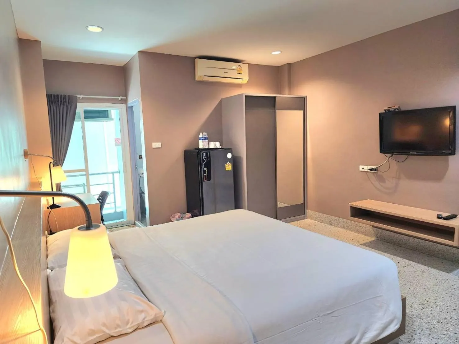 TV and multimedia, Bed in The Fifth Residence