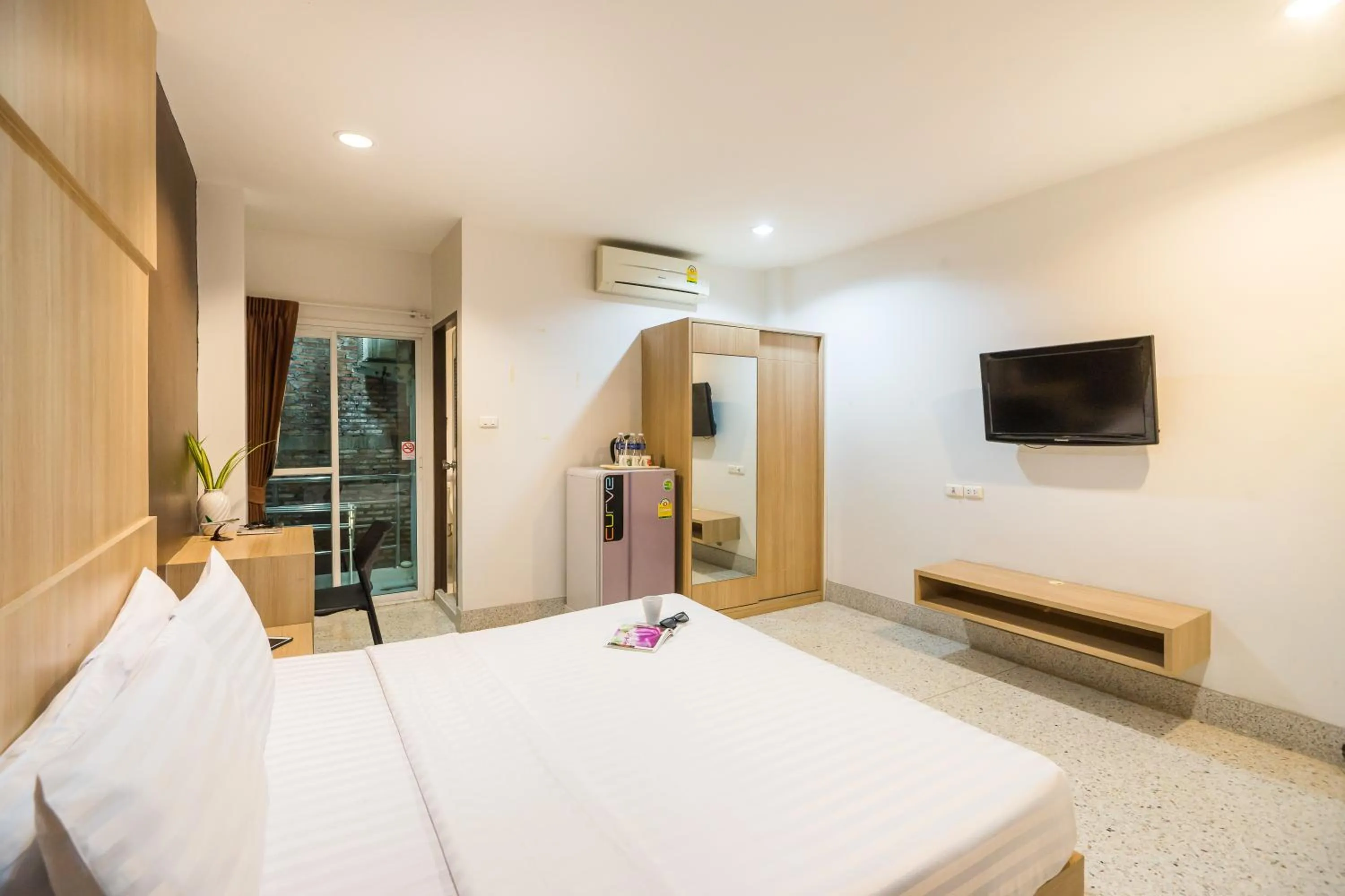 TV and multimedia, Bed in The Fifth Residence