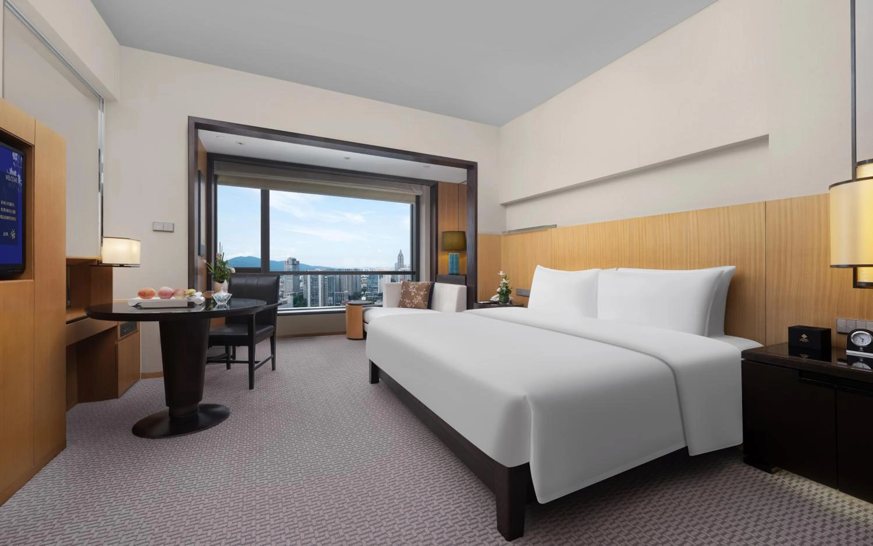 Bed in Jinling Hotel