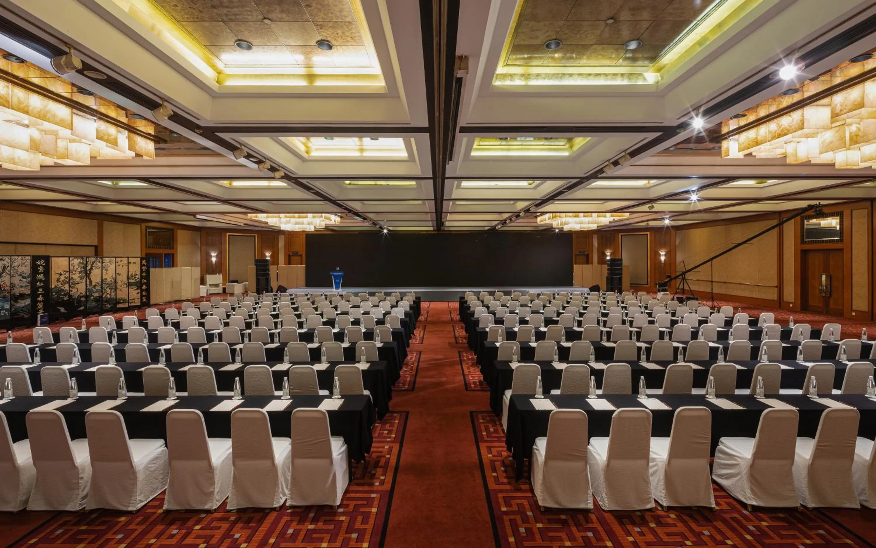 Meeting/conference room in Jinling Hotel