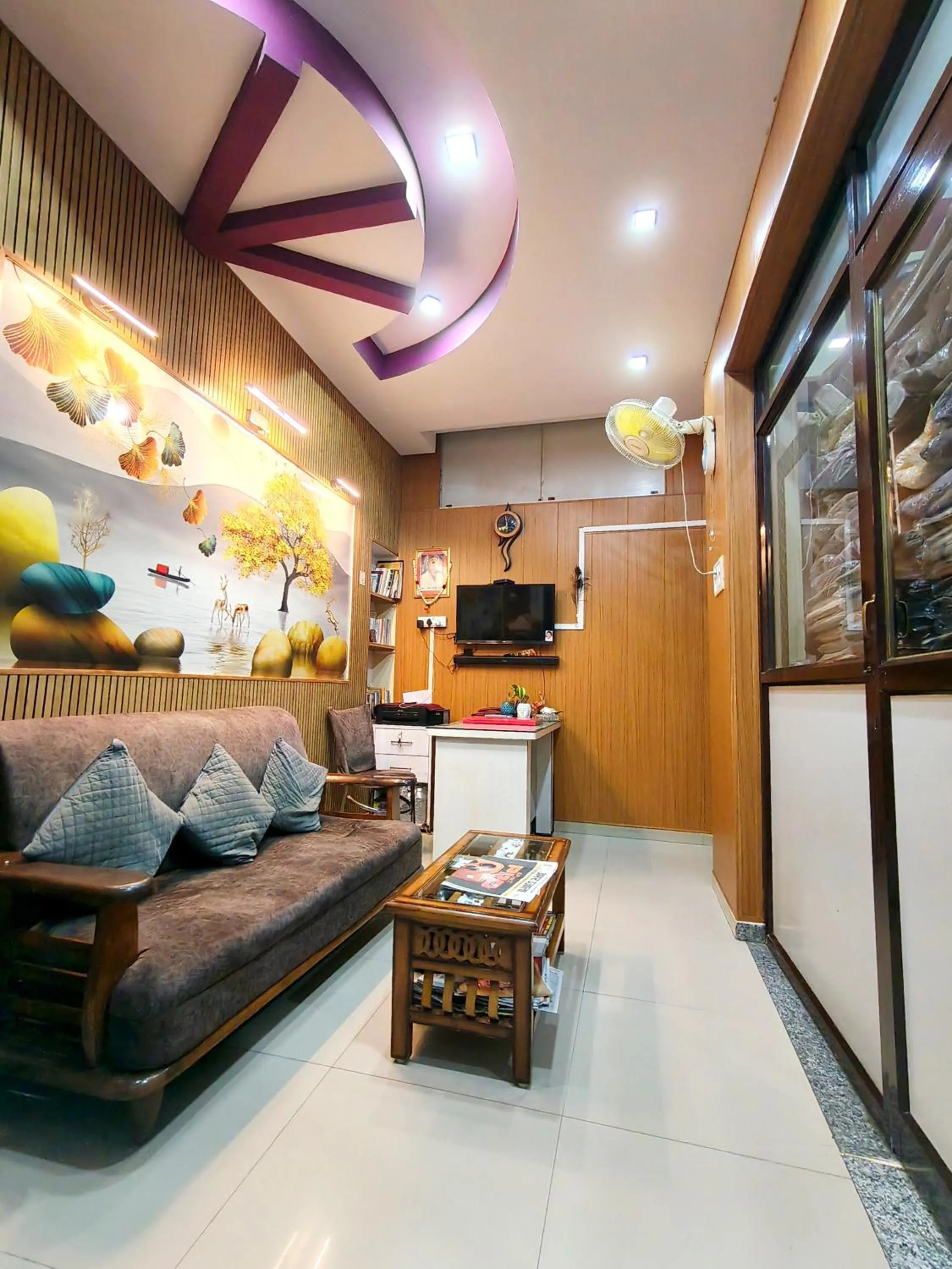 Seating area in Golden River Homestay