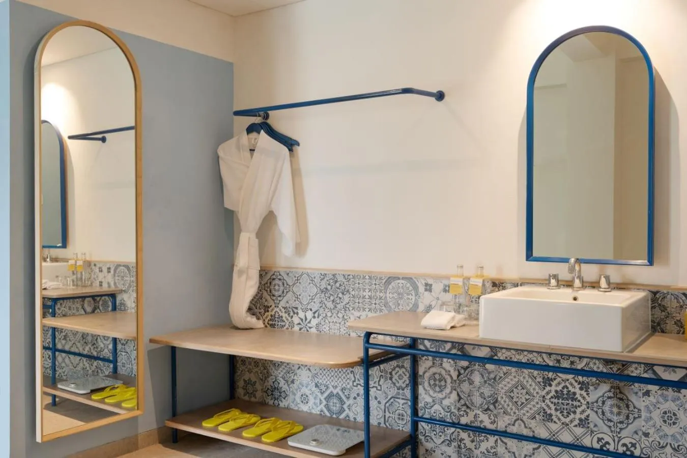 Bedroom in Kampi Hotel Legian