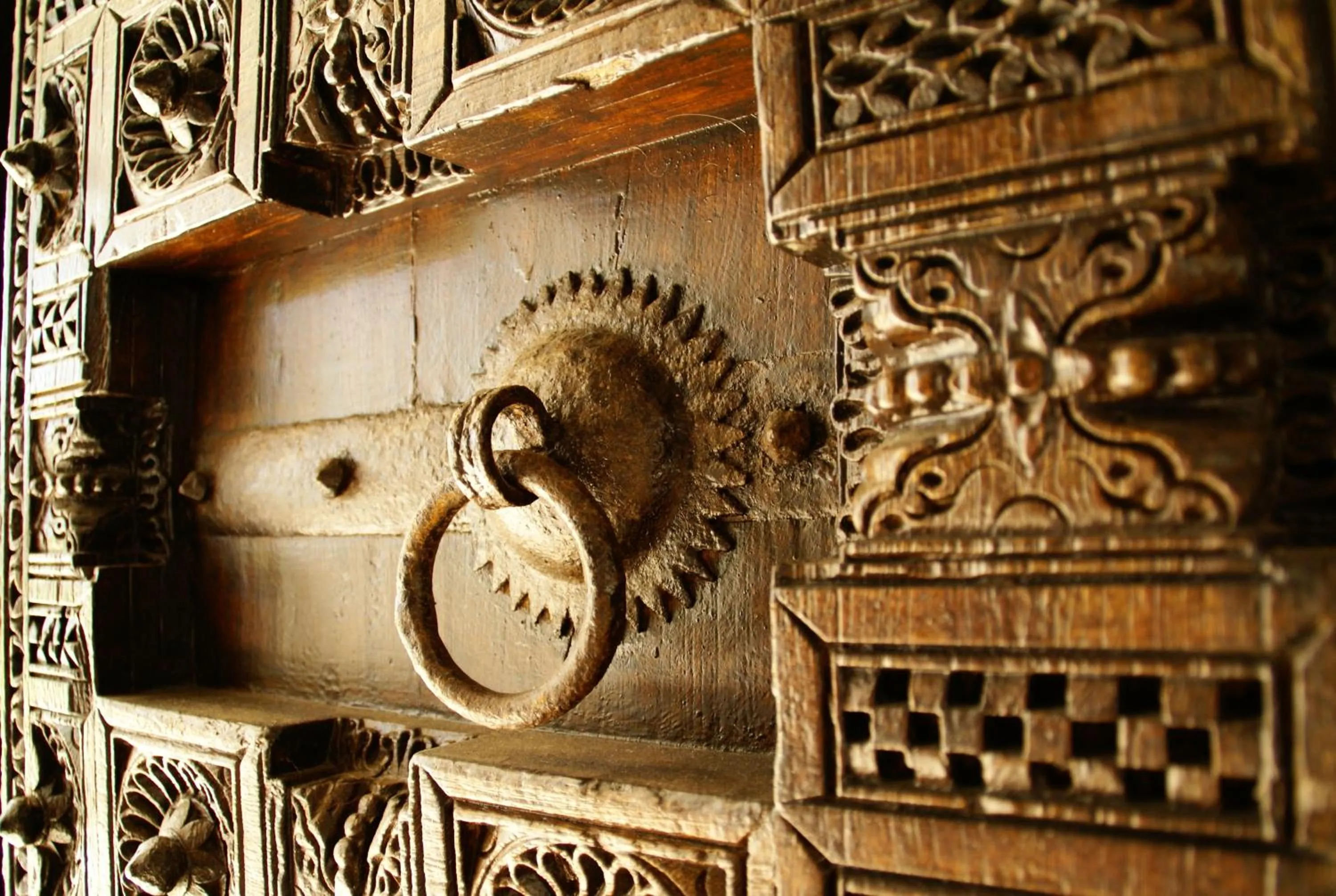 Decorative detail in African Palm Cottage and Guesthouse