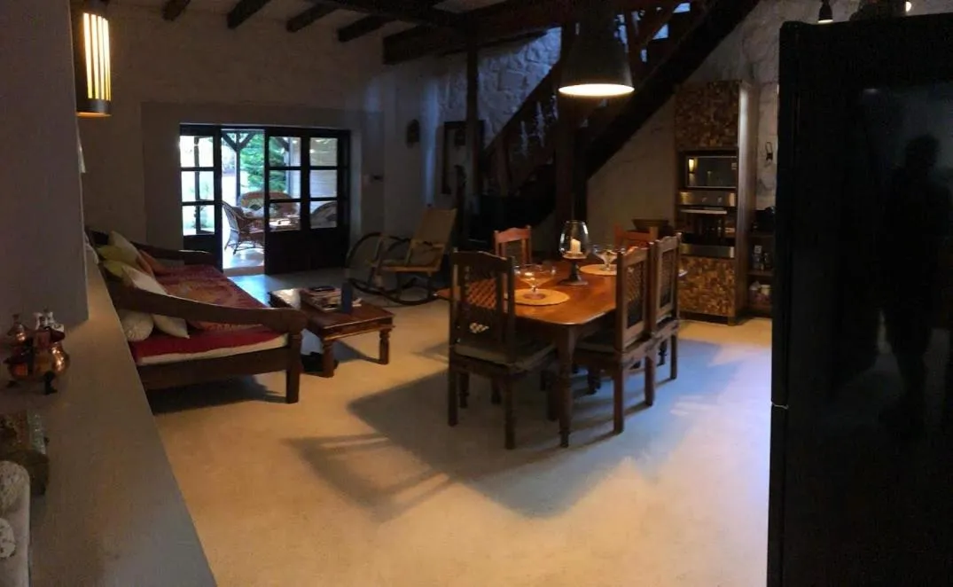 Coffee/tea facilities in La grange de G.