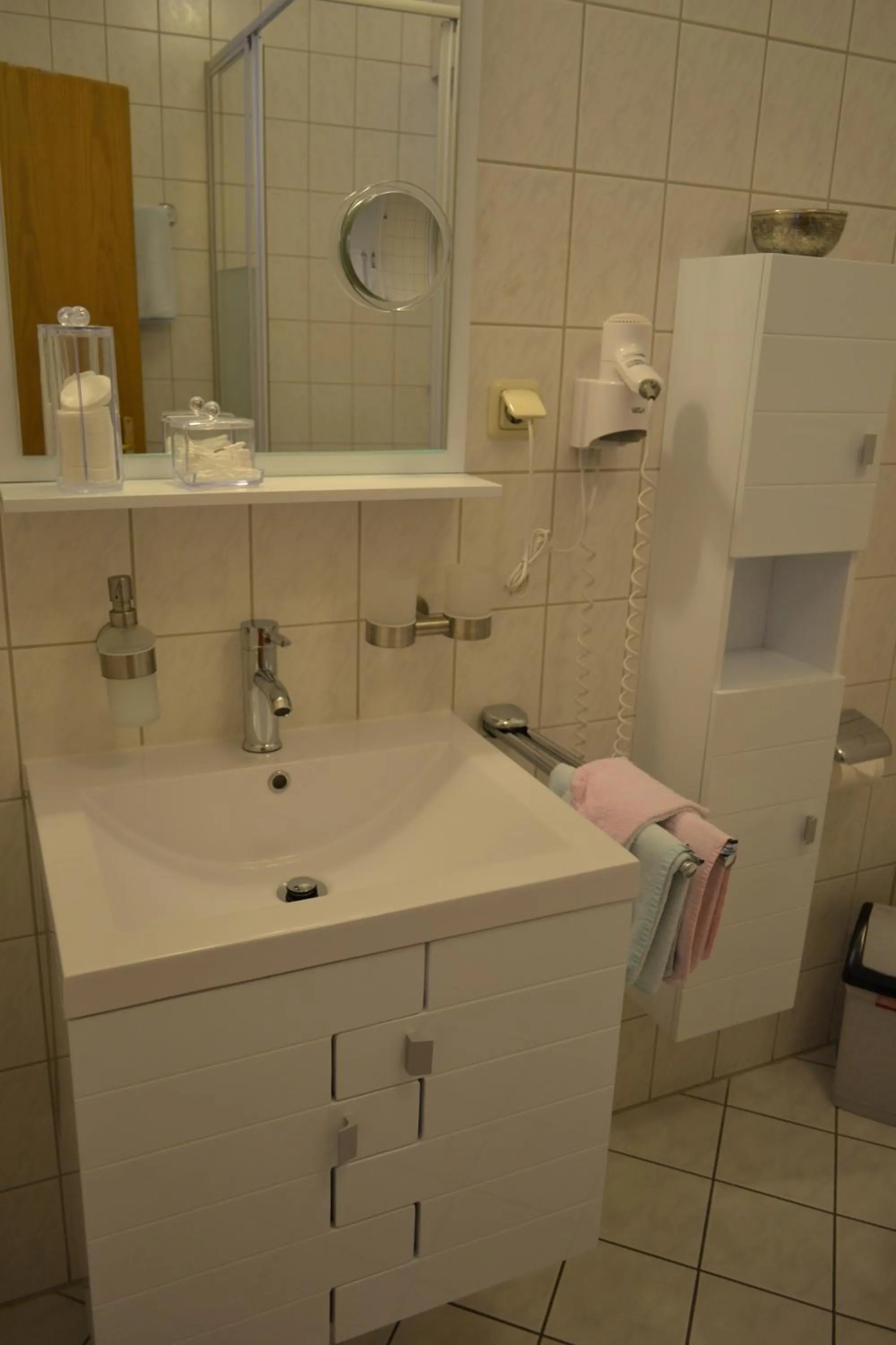 Bathroom in Hotel & Restaurant Zur Linde