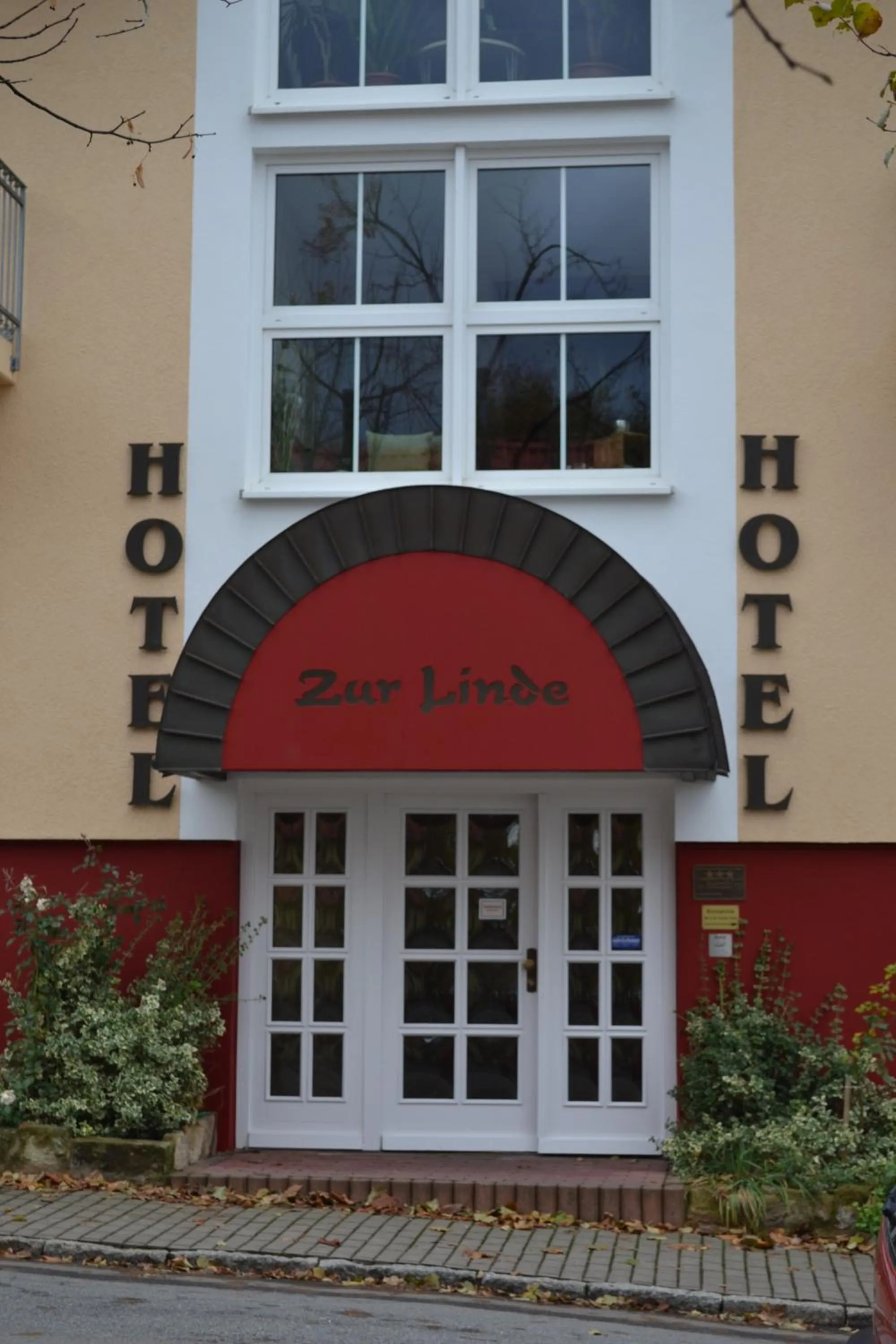 Facade/entrance in Hotel & Restaurant Zur Linde