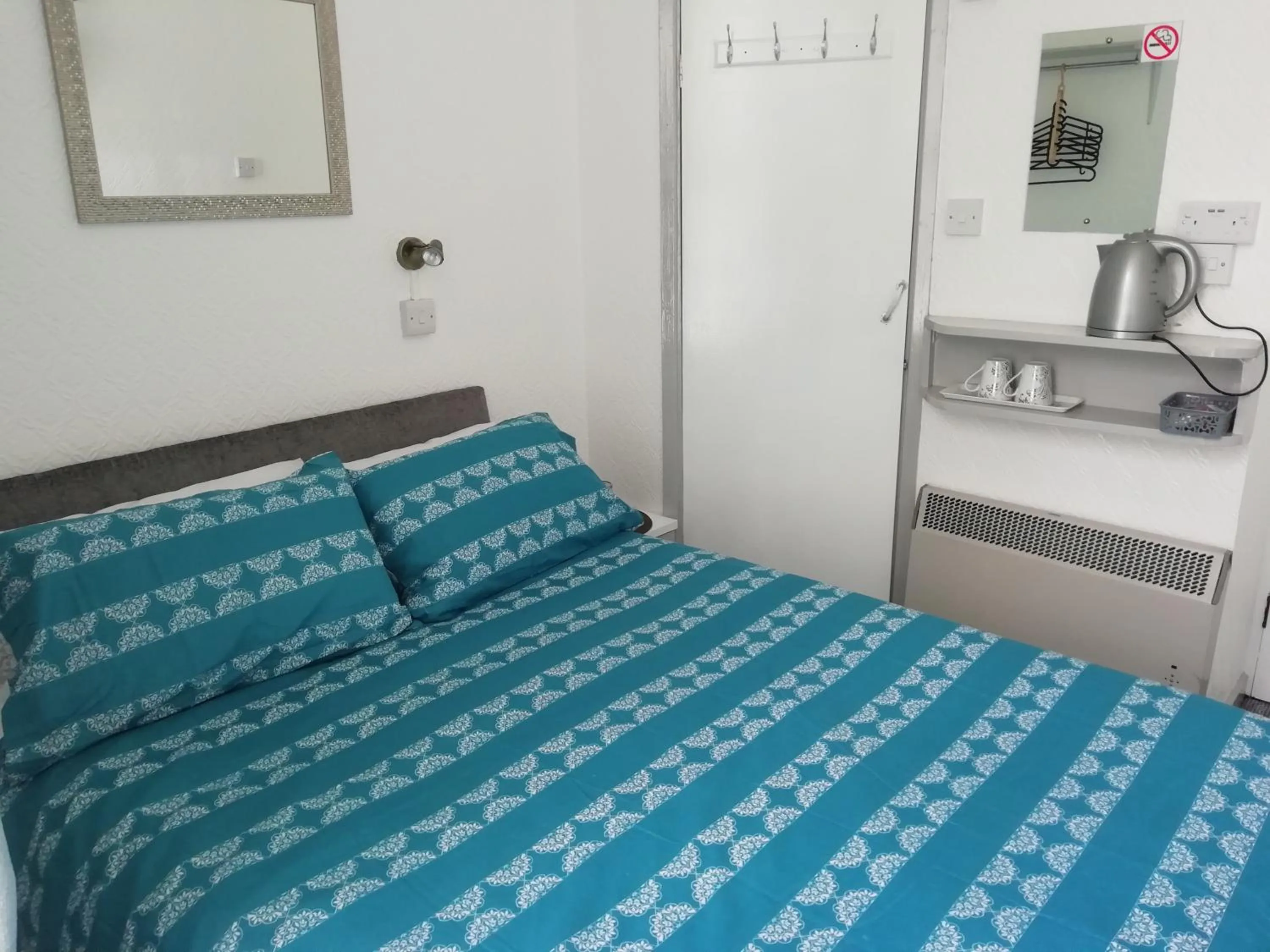 Bedroom, Bed in The Shining Diamond