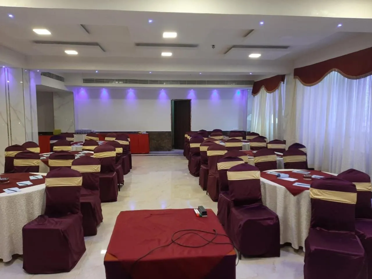 Meeting/conference room in Quality Inn Sabari