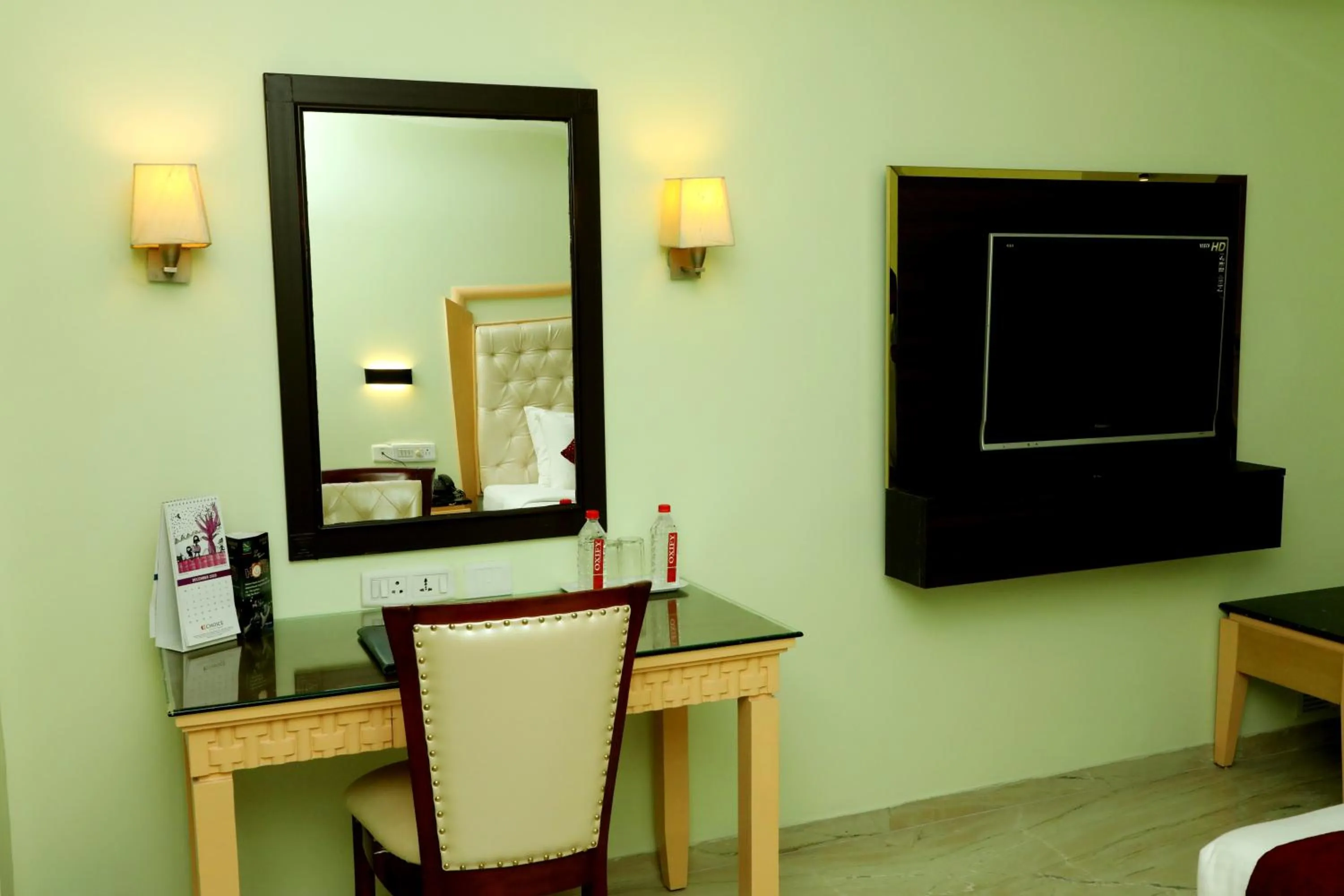 Seating area in Quality Inn Sabari