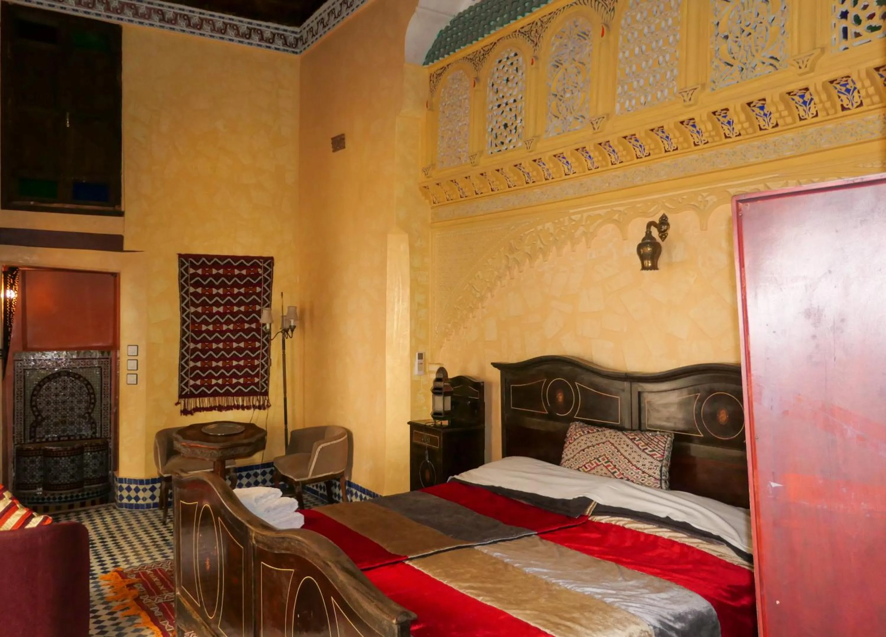 Bed in Riad Le Patio De Fes