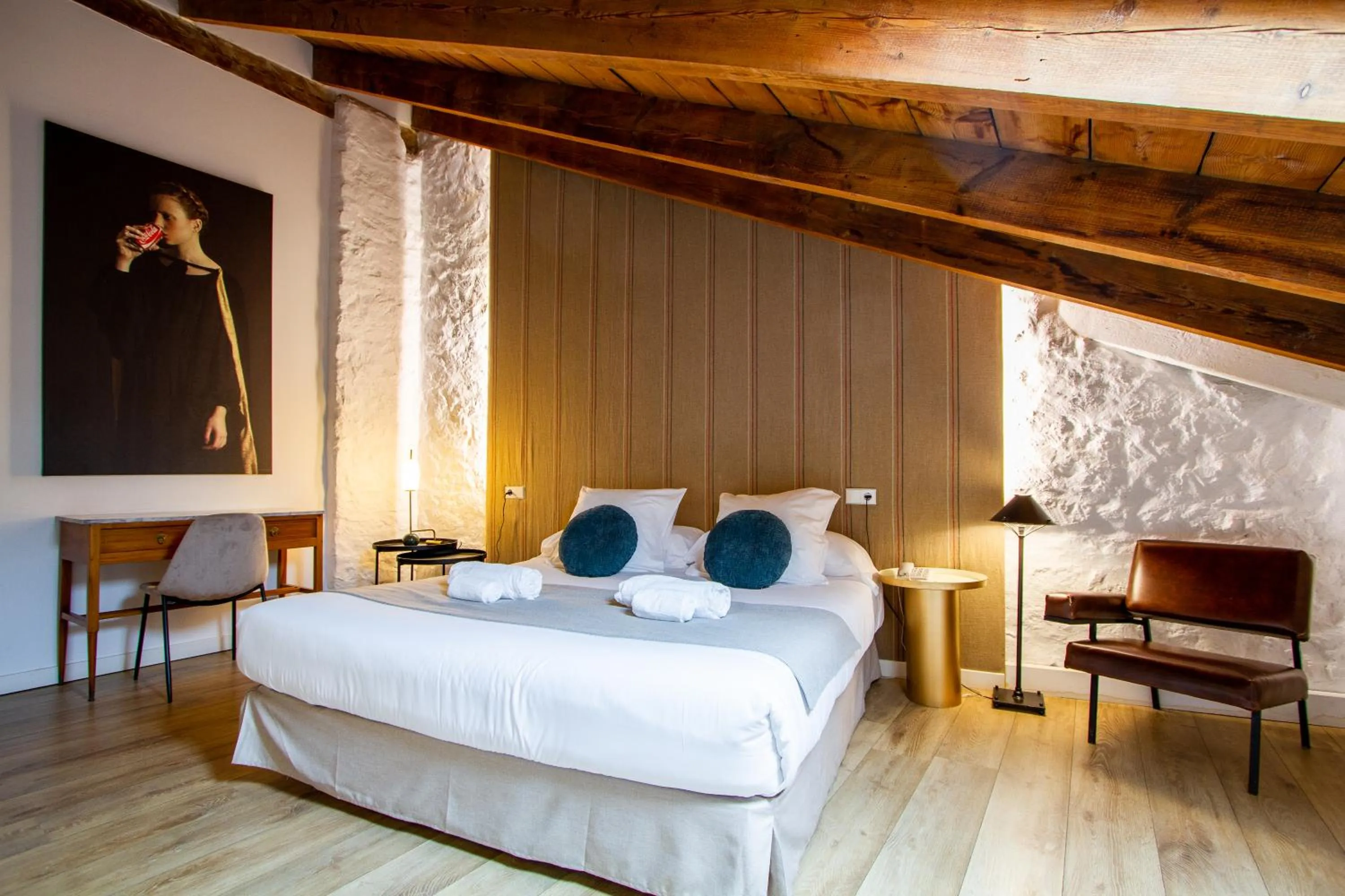 Bedroom, Bed in Les Monges Palace Boutique