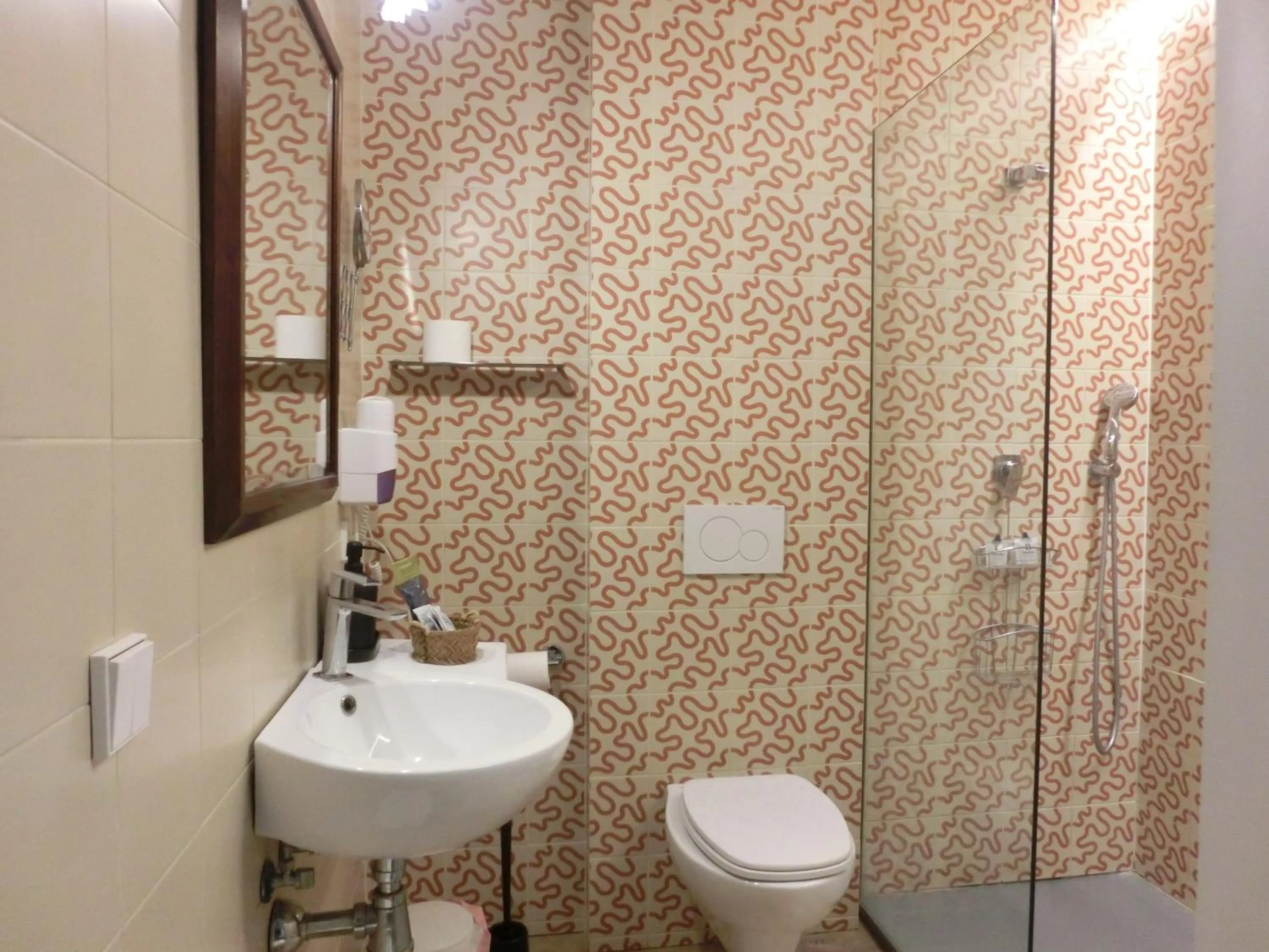 Shower in Les Monges Palace Boutique