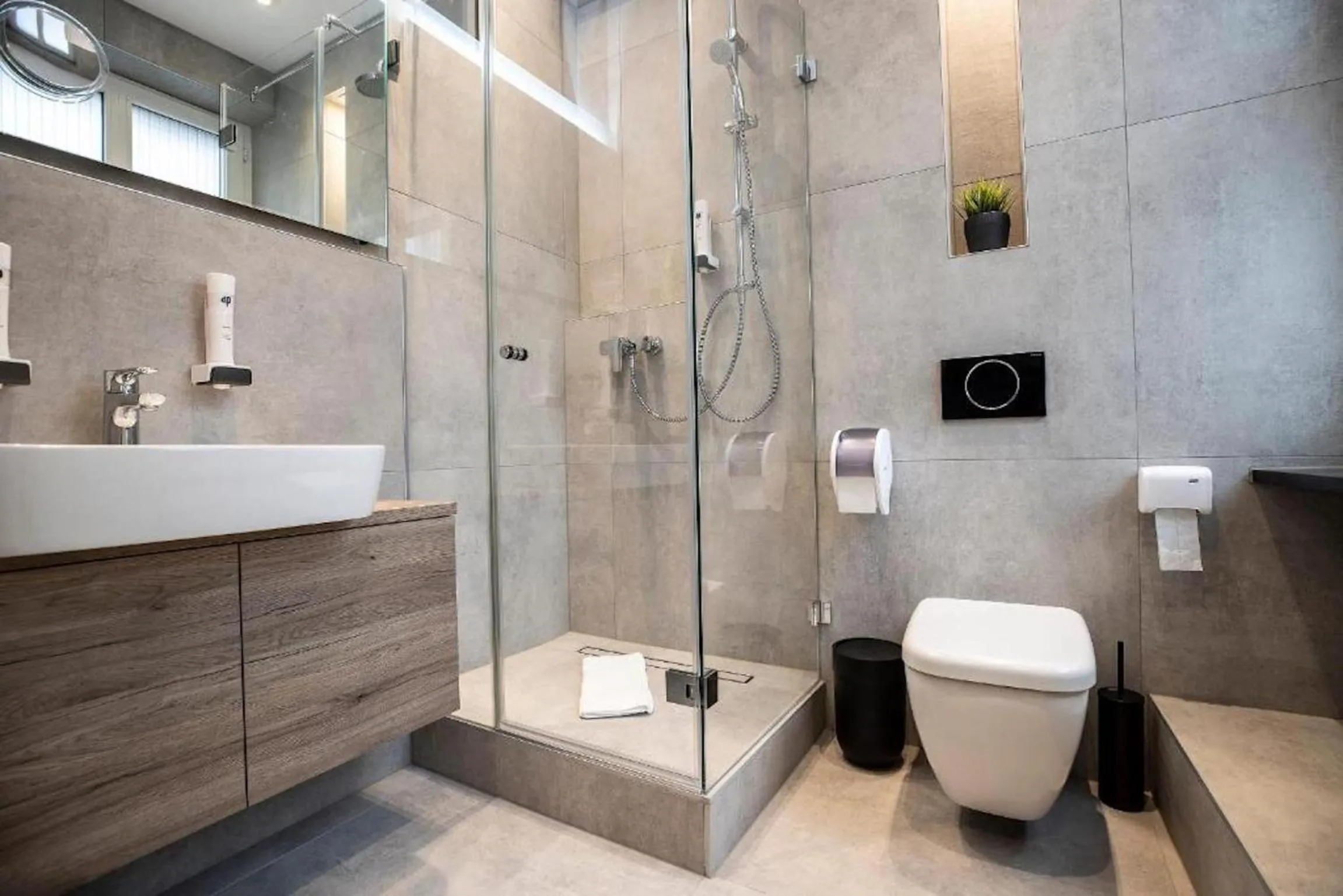 Shower in Aparthotel by dasPaul