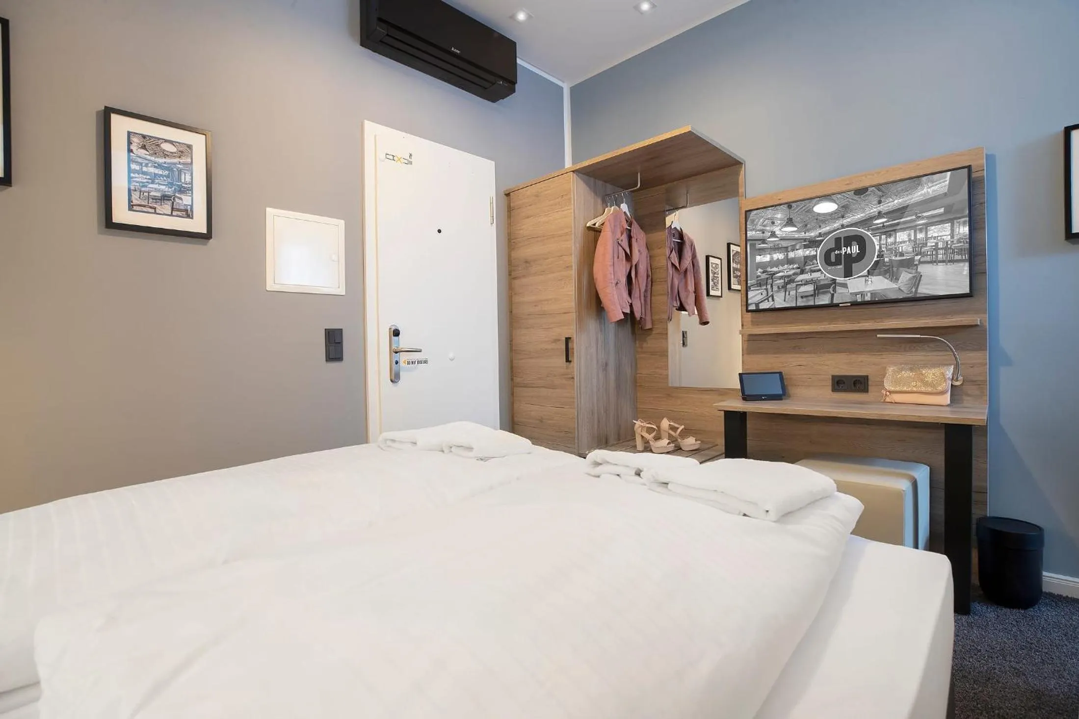 Bed in Aparthotel by dasPaul