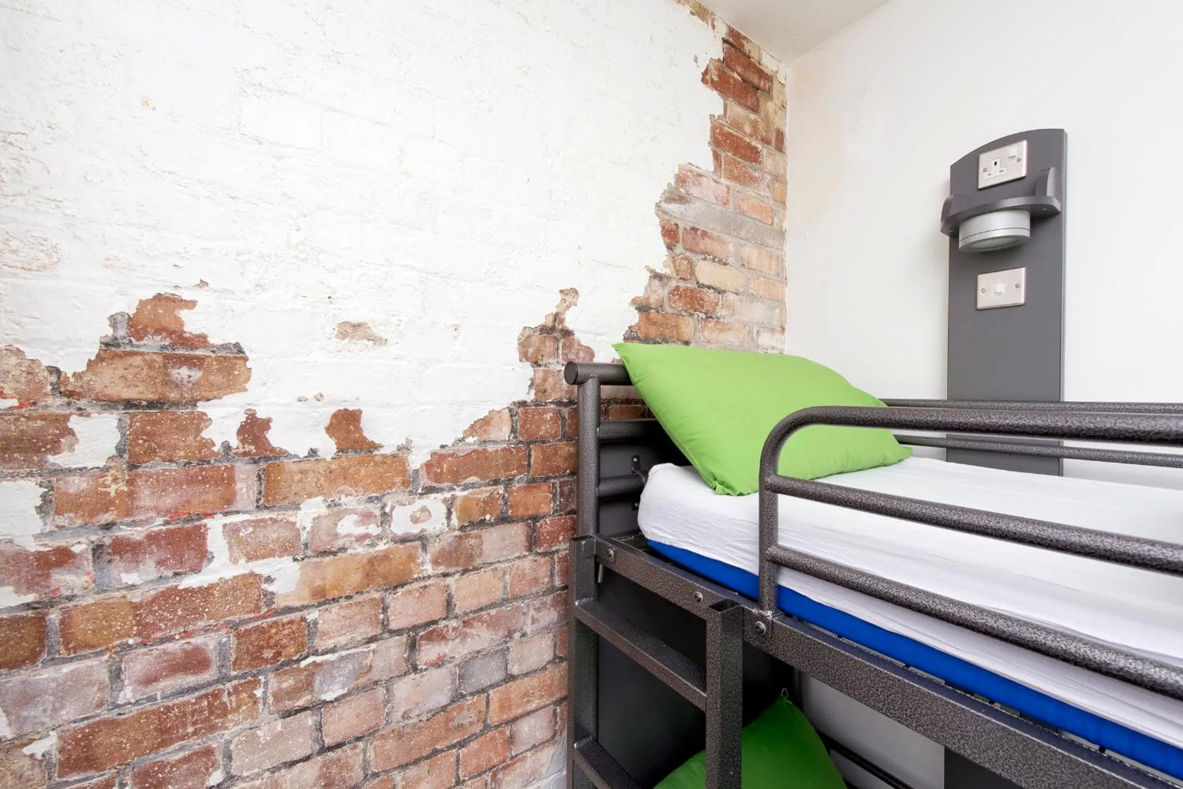 Decorative detail, Bed in YHA Bristol