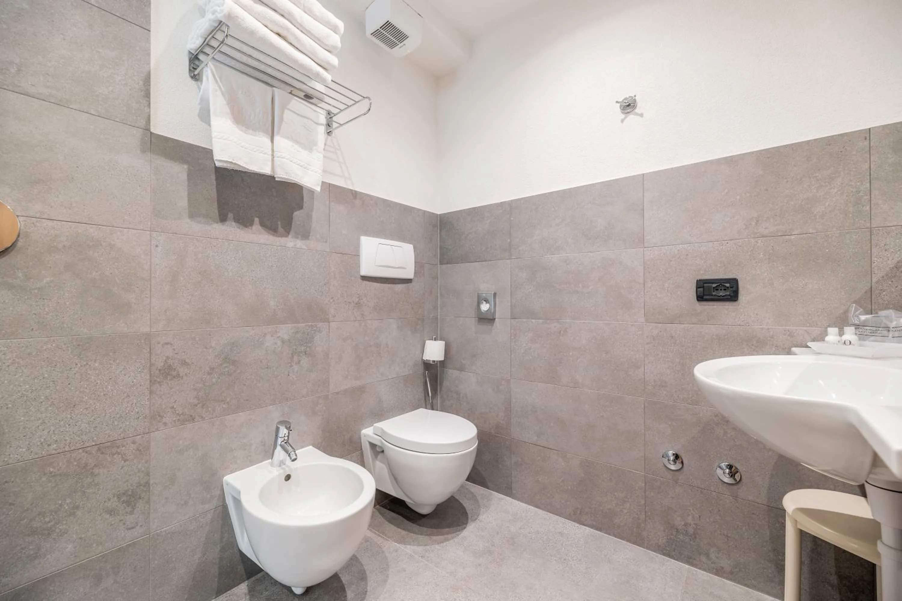 Bathroom in Ravelli Sporting