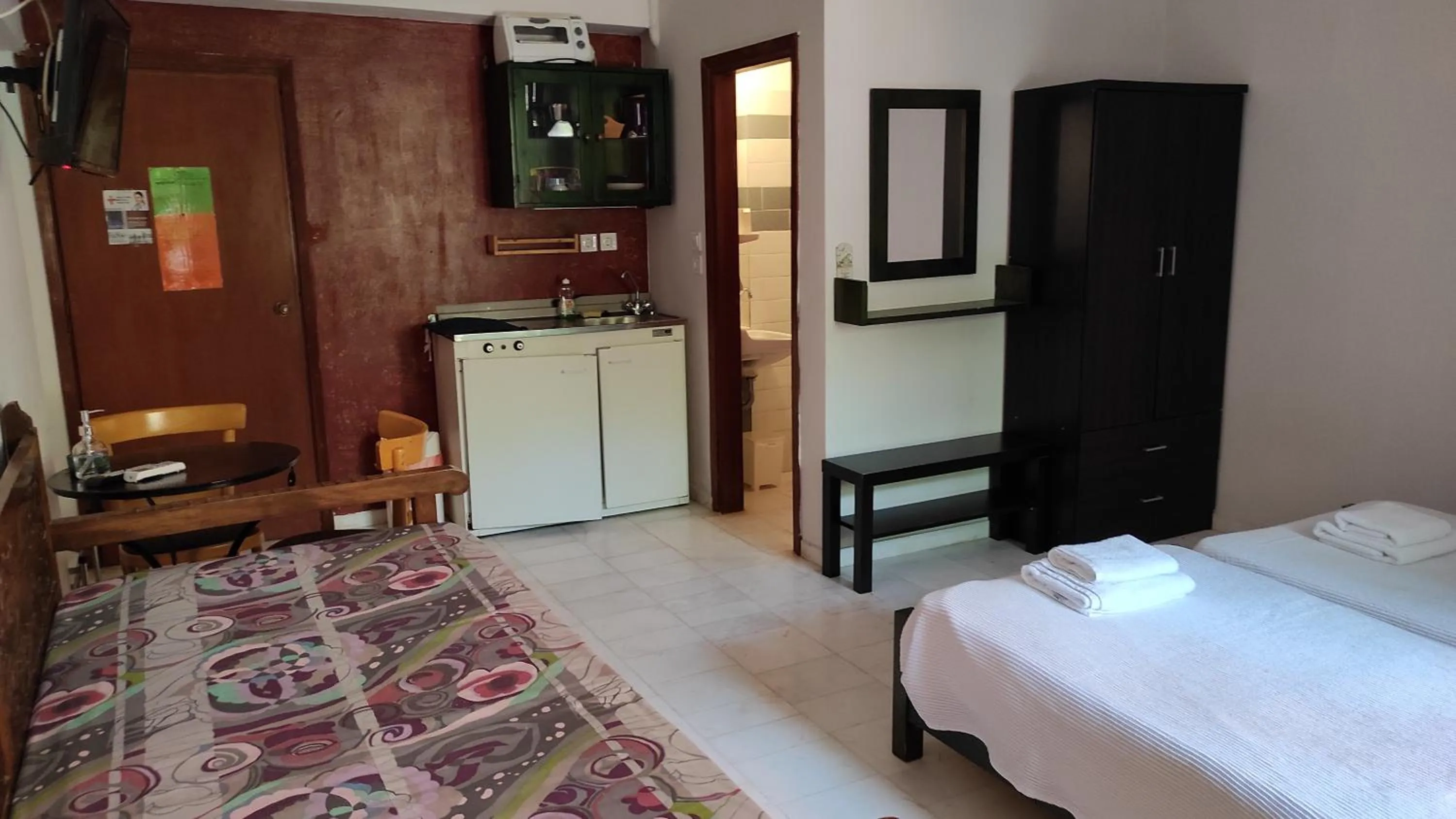 Bed in Staggia Studios