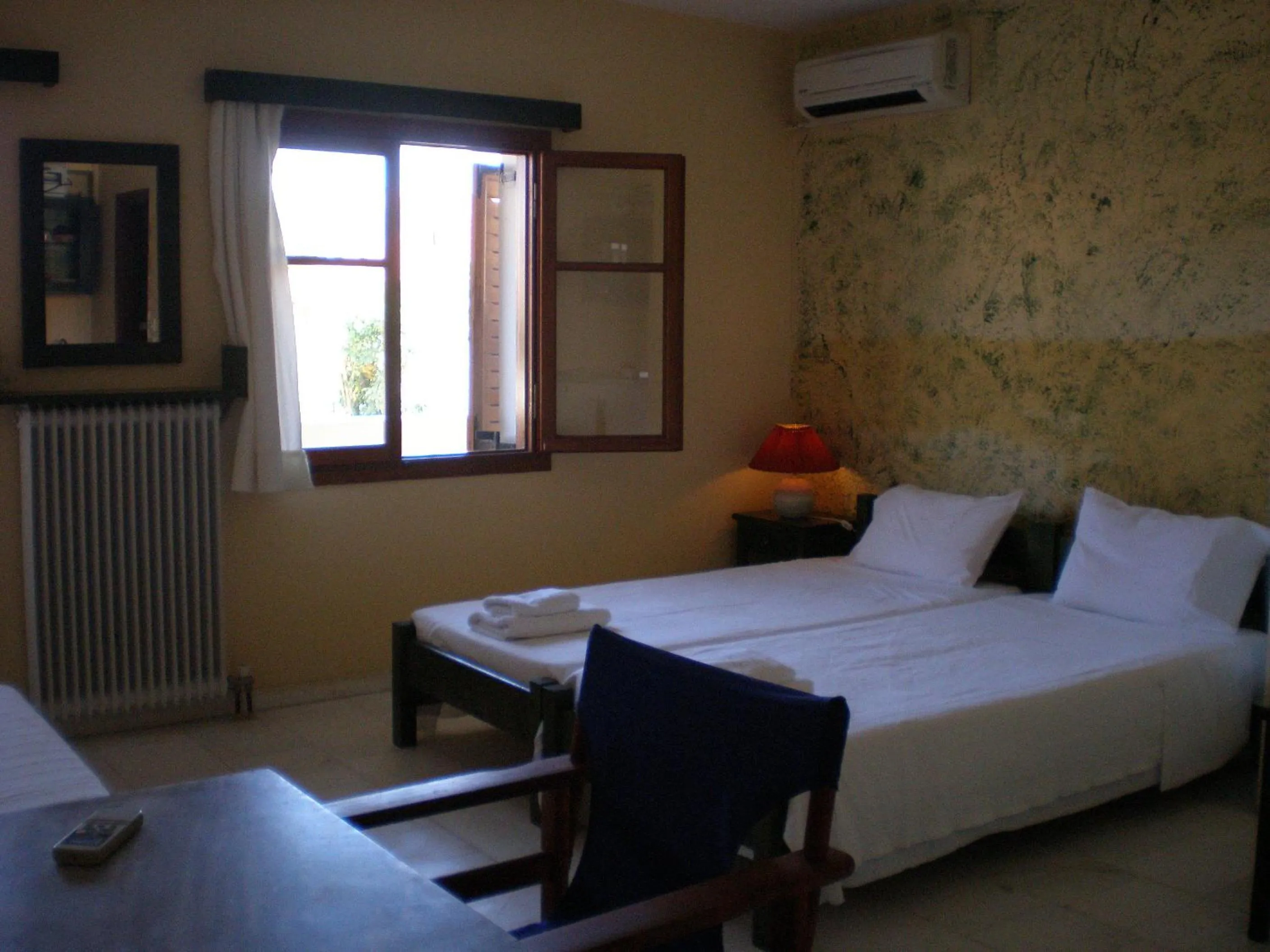 Bed in Staggia Studios