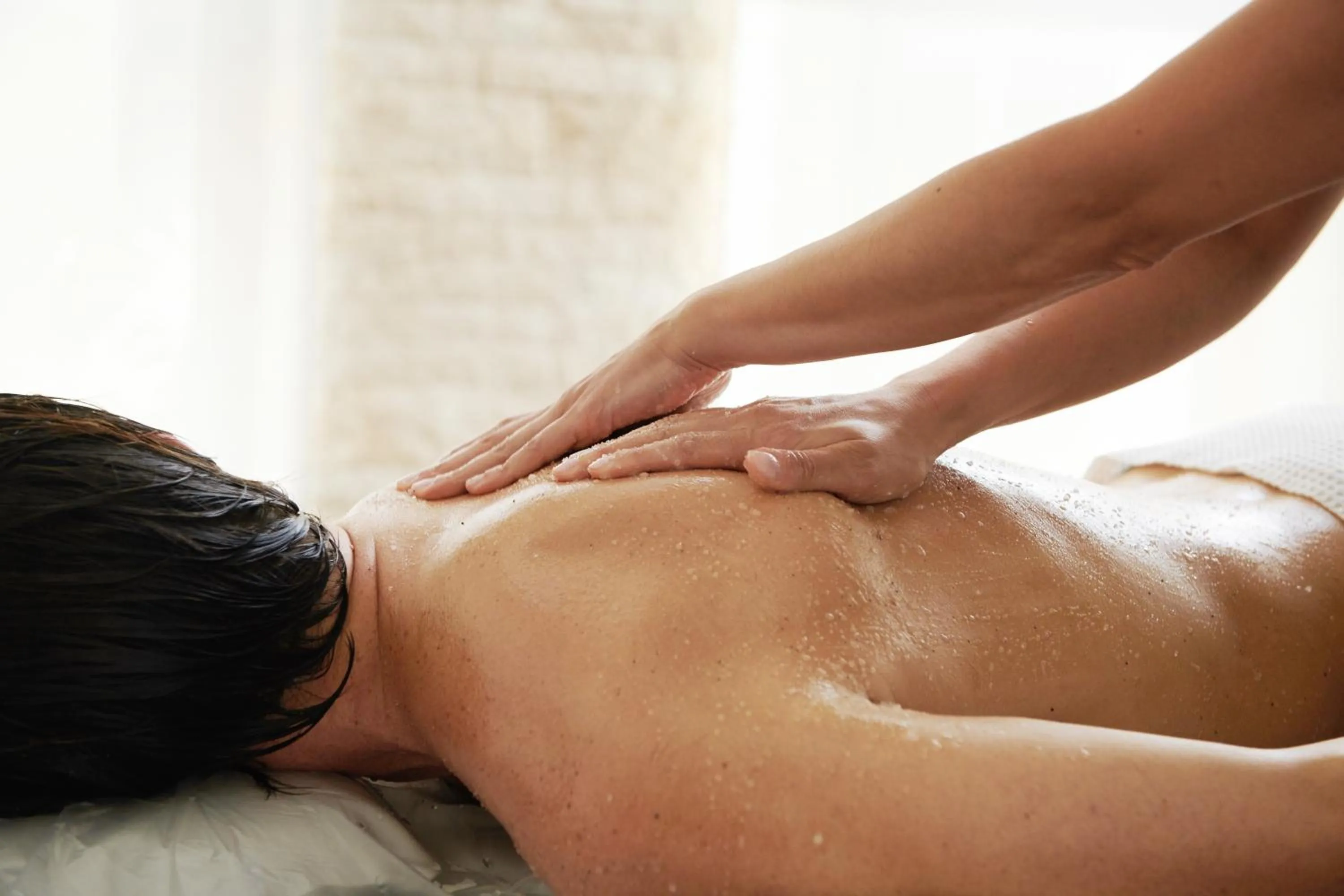 People in Capovaticano Resort Thalasso Spa