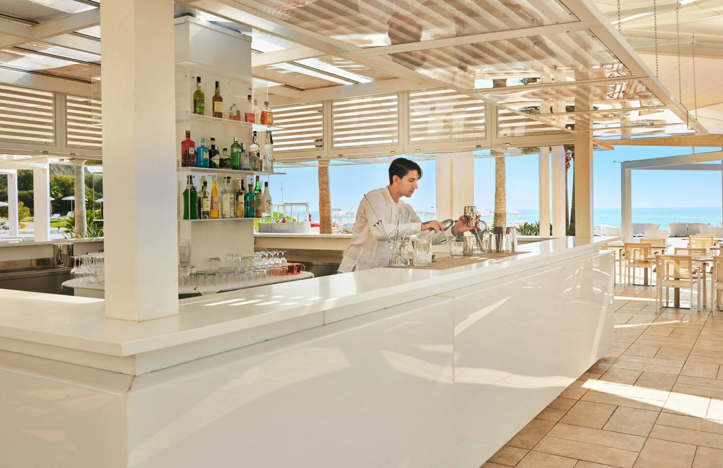 Lounge or bar in Capovaticano Resort Thalasso Spa