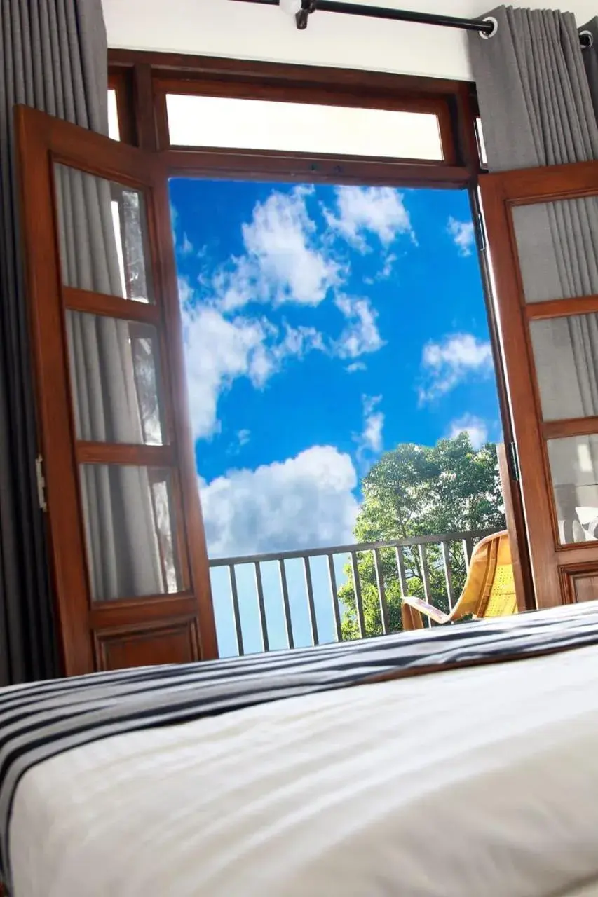 King Room with Balcony in Different View King Room with Balcony in Different View