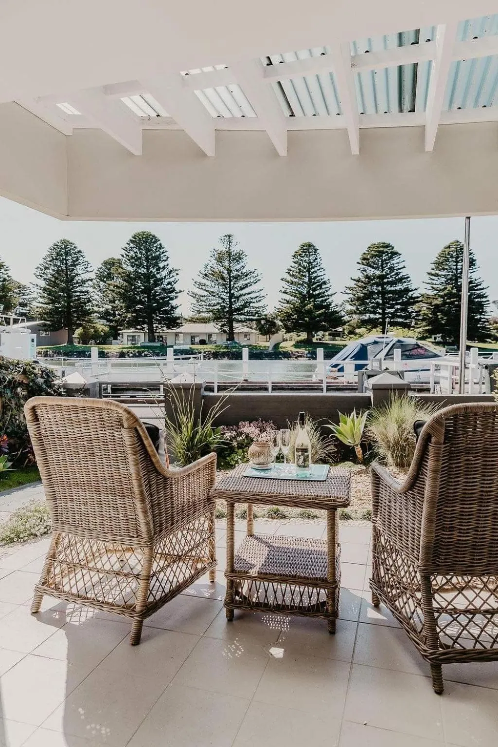 Patio in Edge17 Waterfront Apartment, plus Cottage with Garden View - Port Fairy