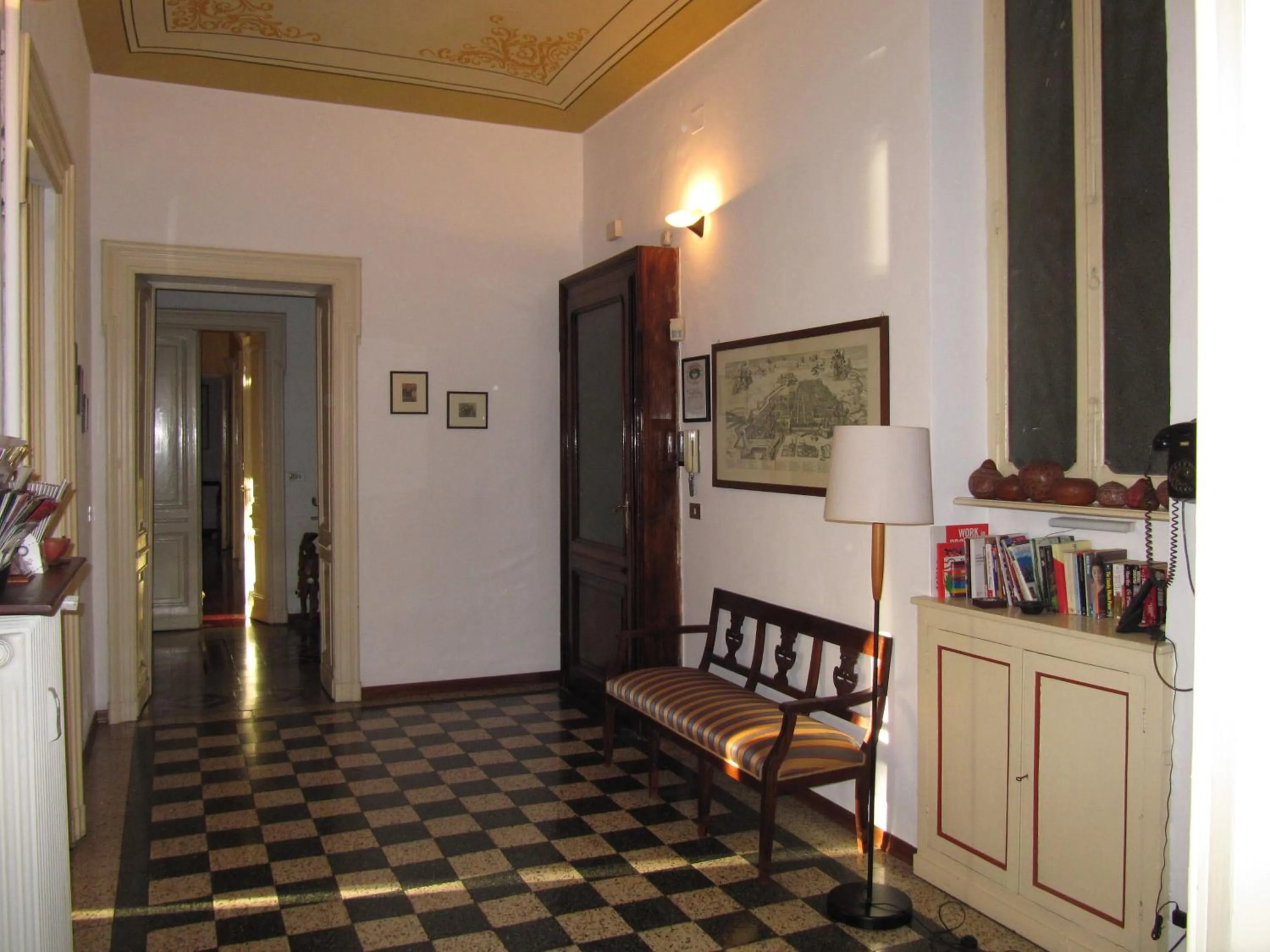 Lobby or reception in Al Porta Susa B&B