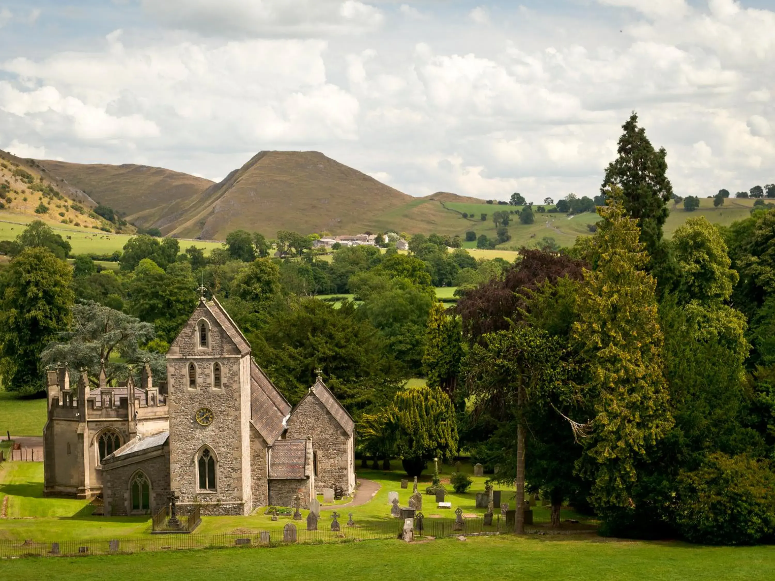 Twin Room with Shared Bathroom in YHA Ilam Hall Twin Room with Shared Bathroom in YHA Ilam Hall