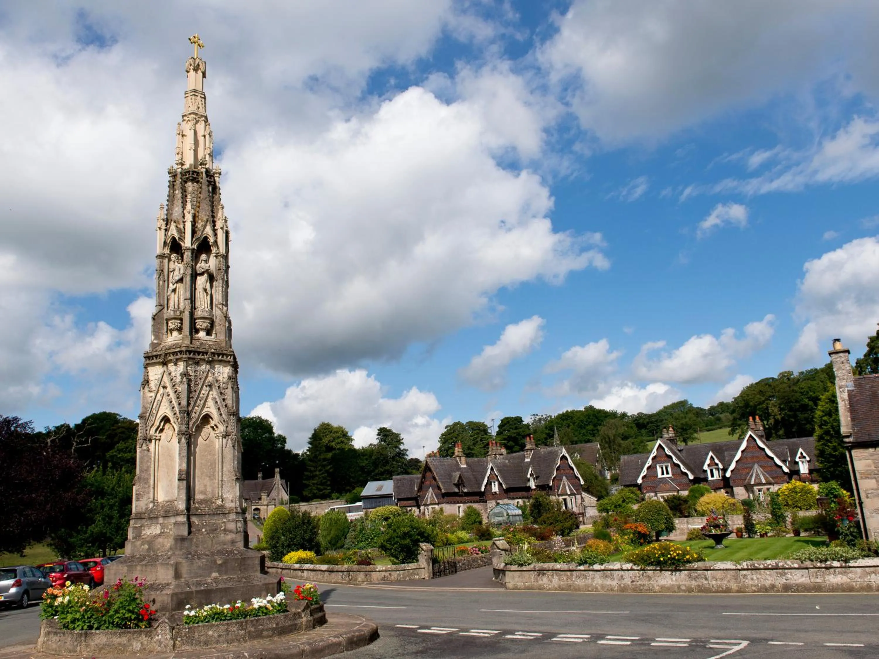 Nearby landmark in YHA Ilam Hall