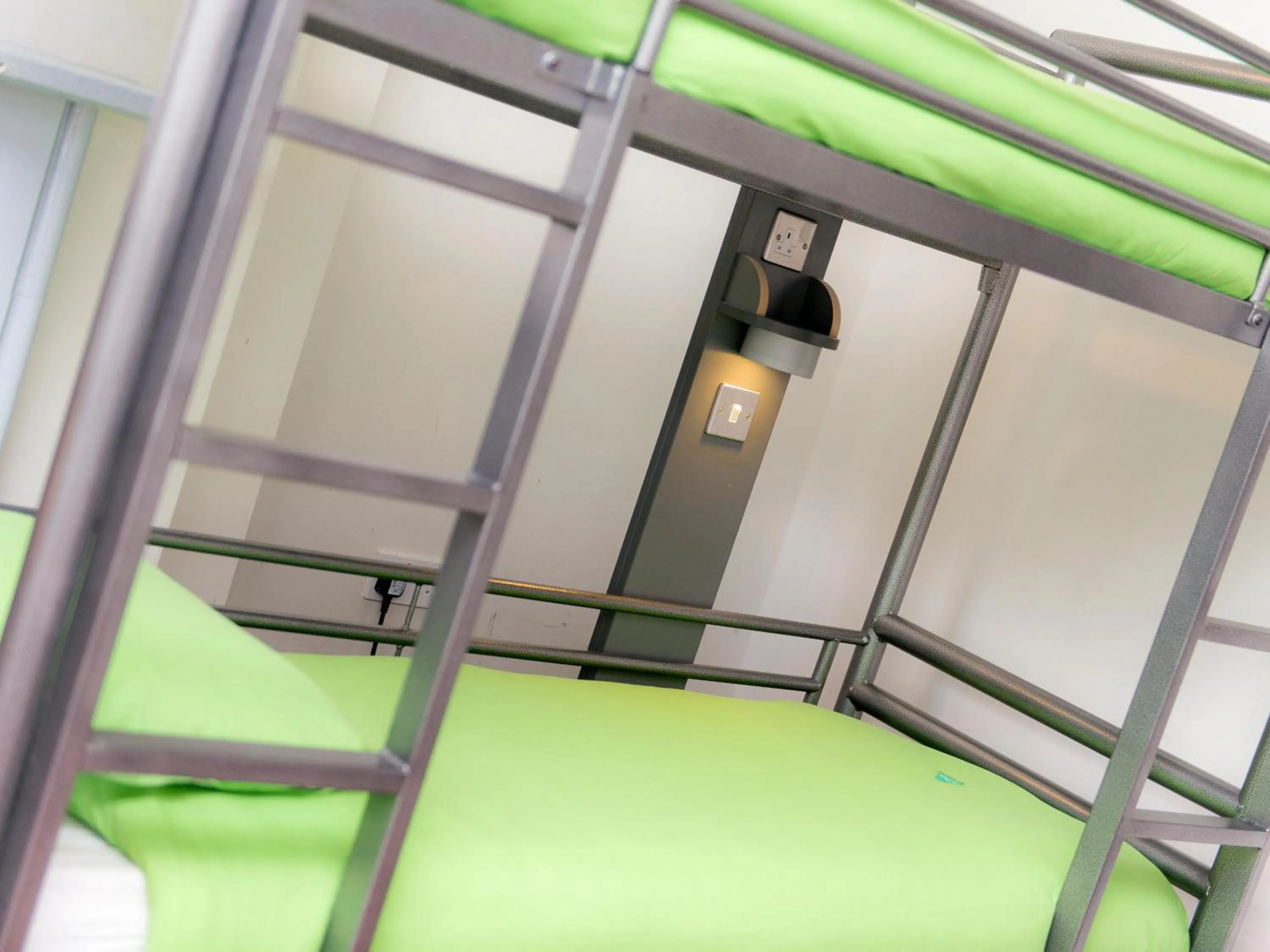 Bedroom, Bed in YHA Ilam Hall