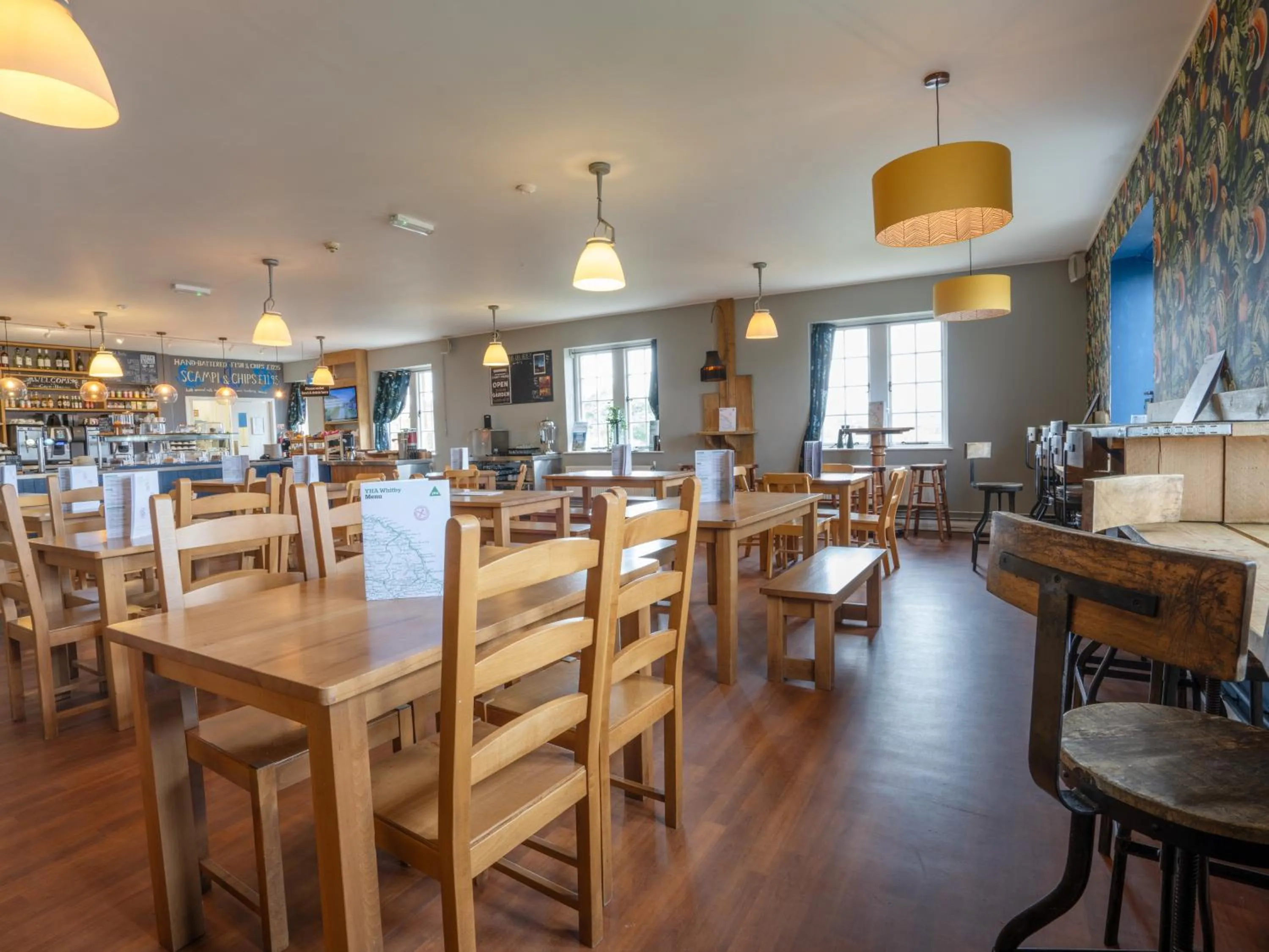 Restaurant/places to eat in YHA Whitby