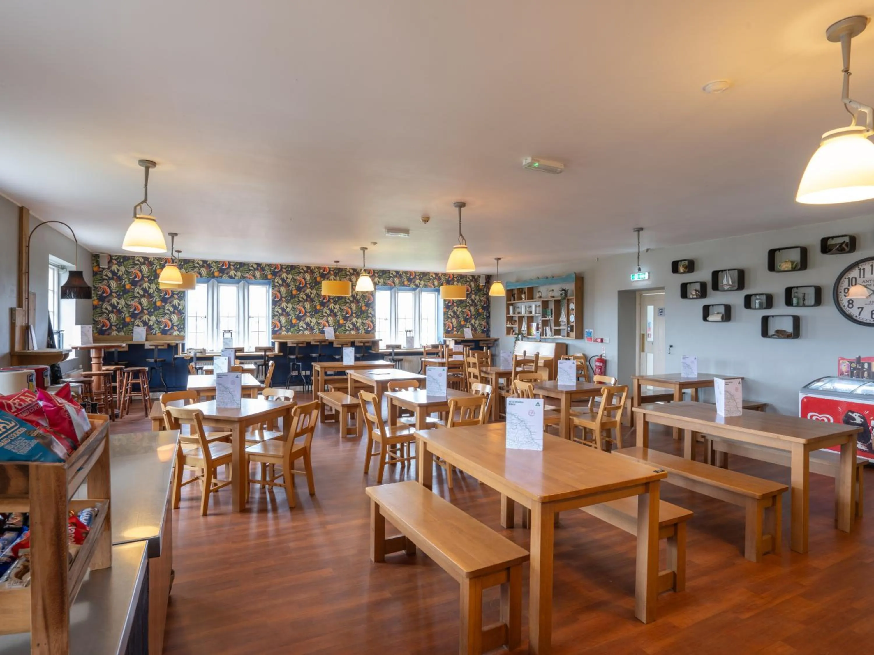 Restaurant/places to eat in YHA Whitby