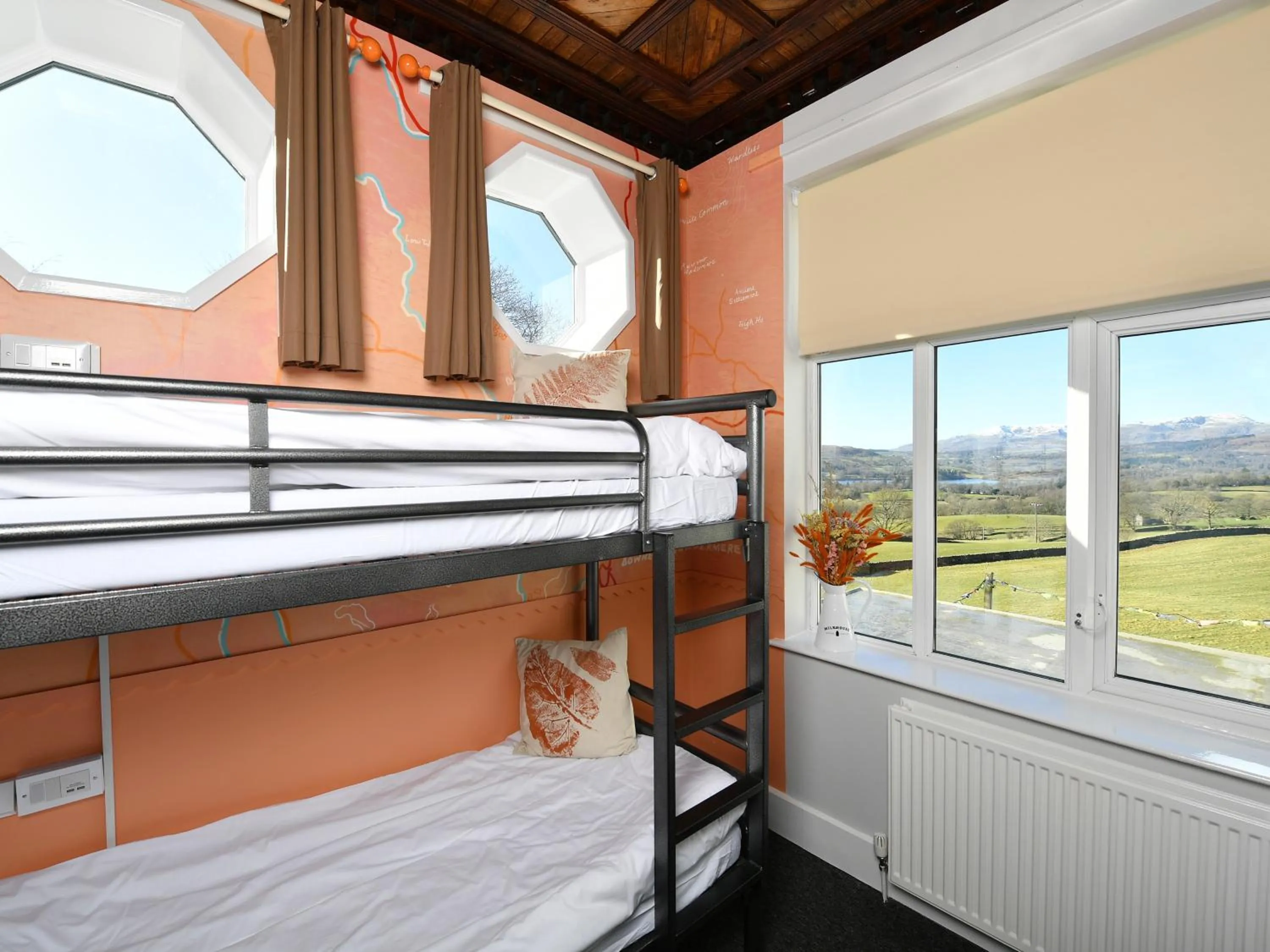 Bedroom in YHA Windermere