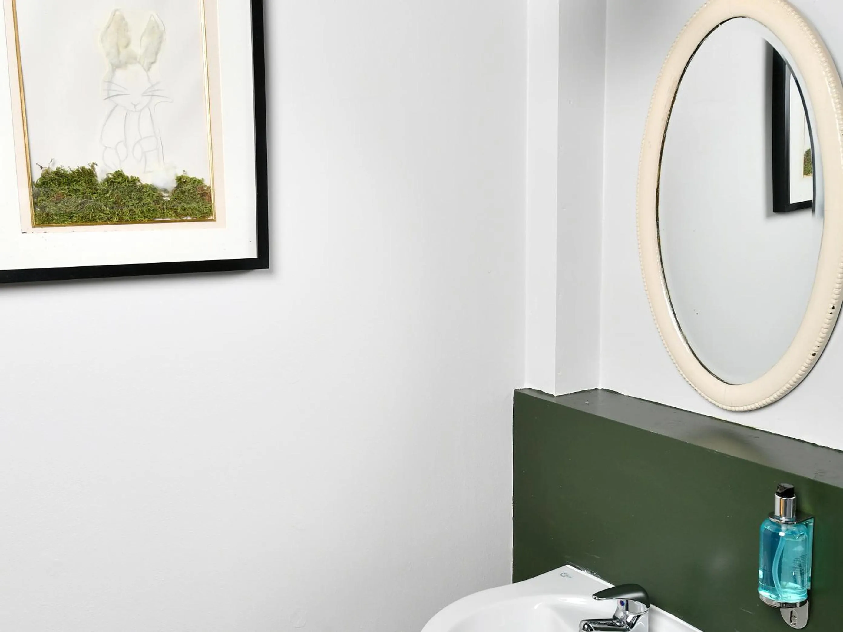 Bathroom in YHA Windermere