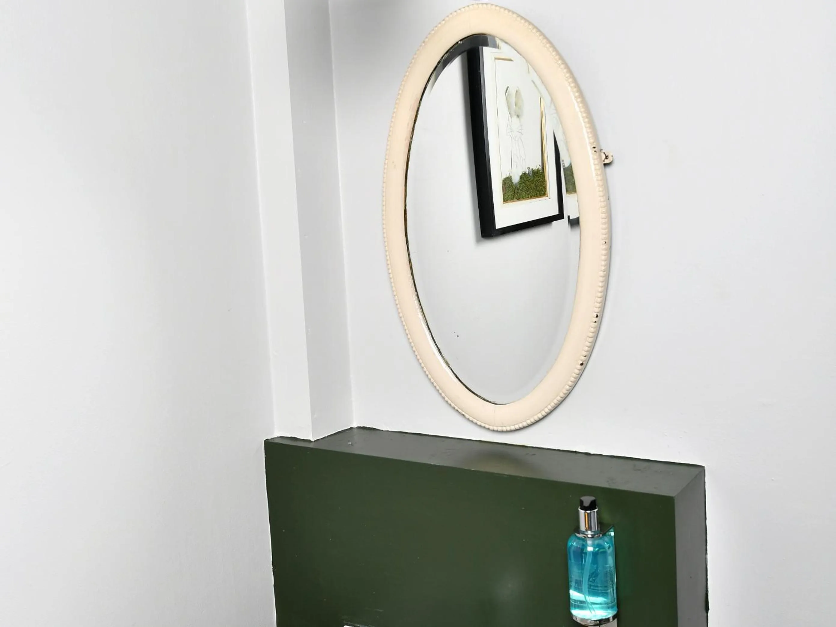 Bathroom in YHA Windermere