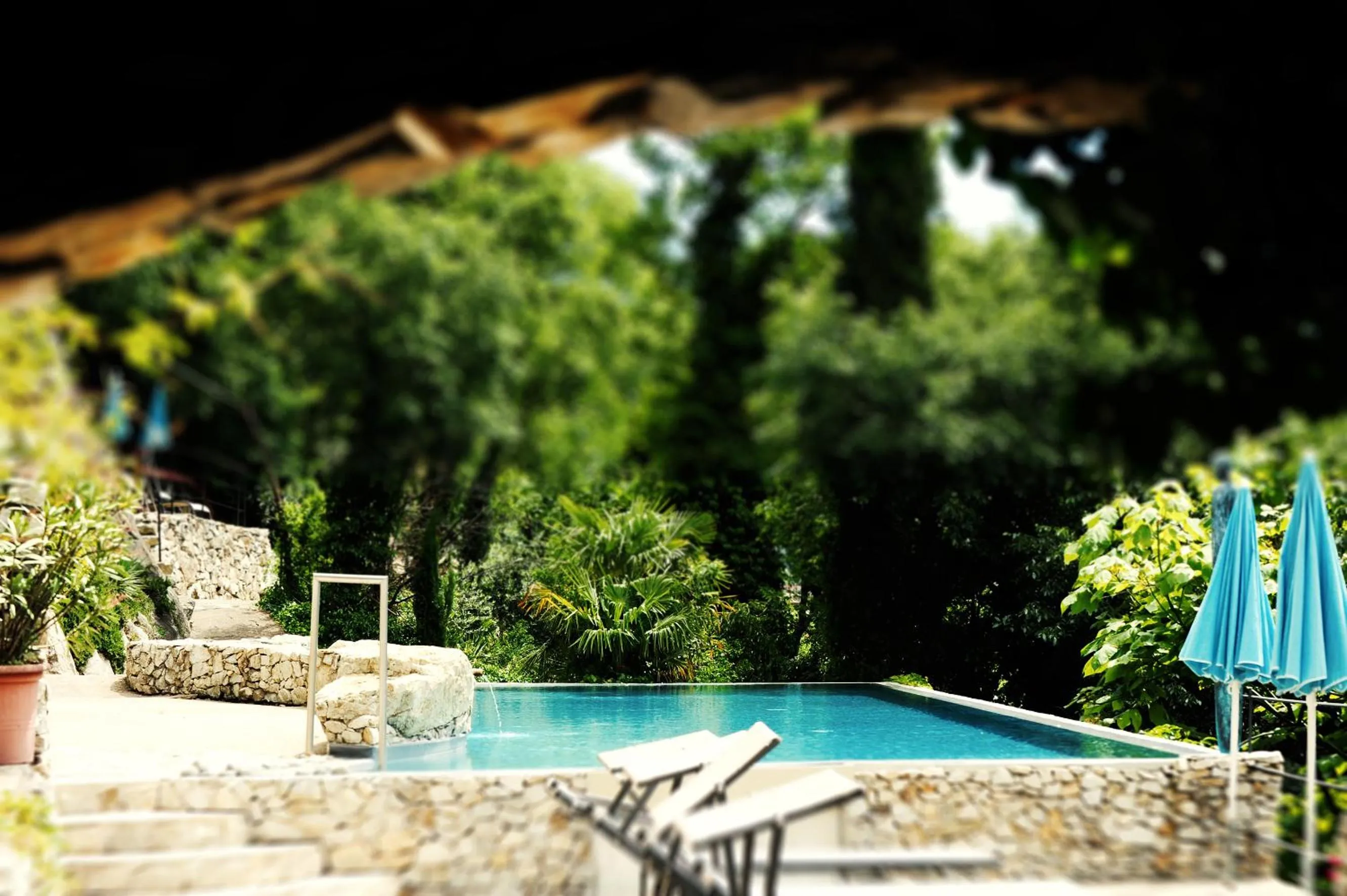 Swimming pool in Villa Verdi Apartments