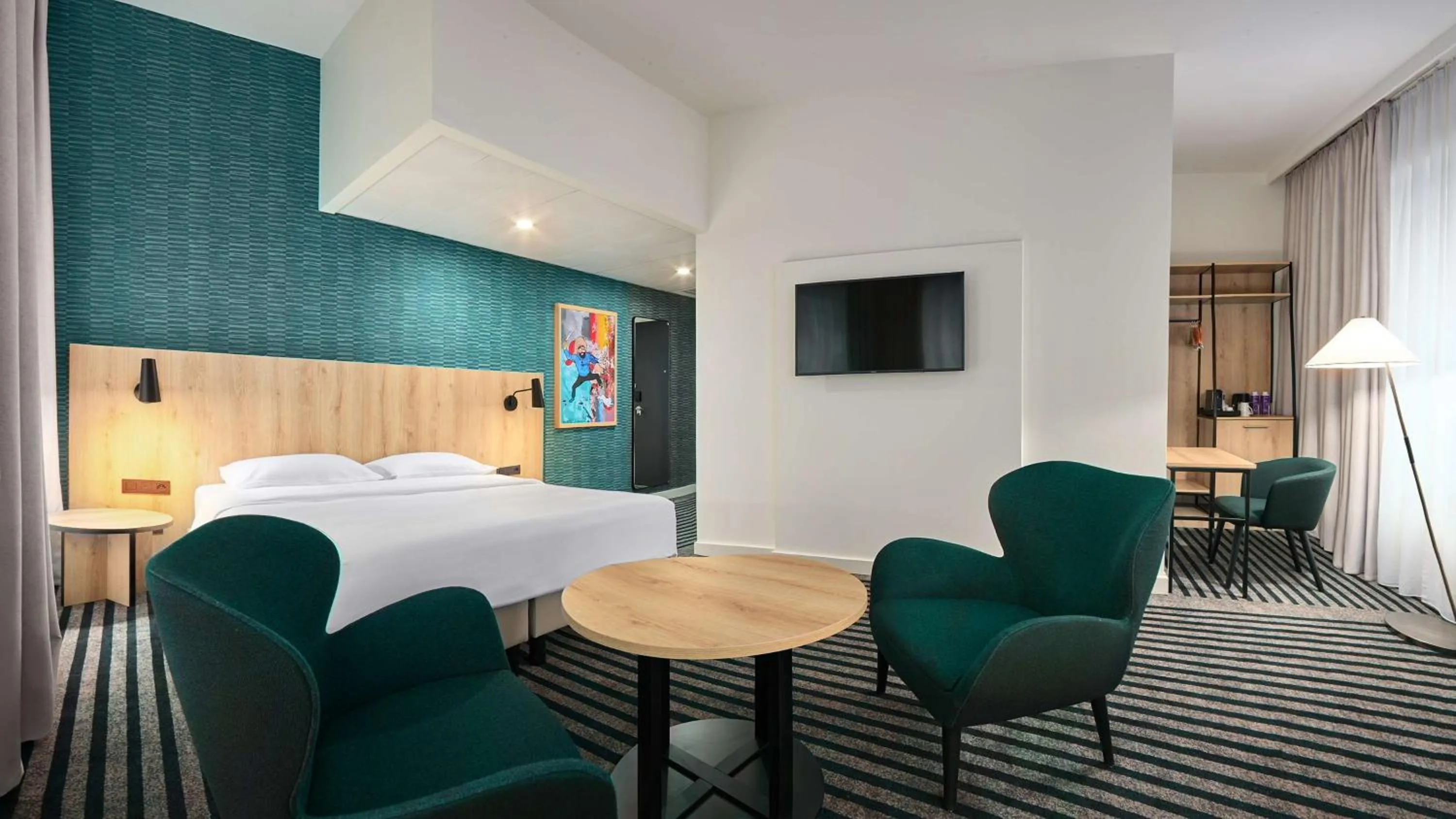 Bedroom, Bed in Radisson Hotel Brussels Centre Midi