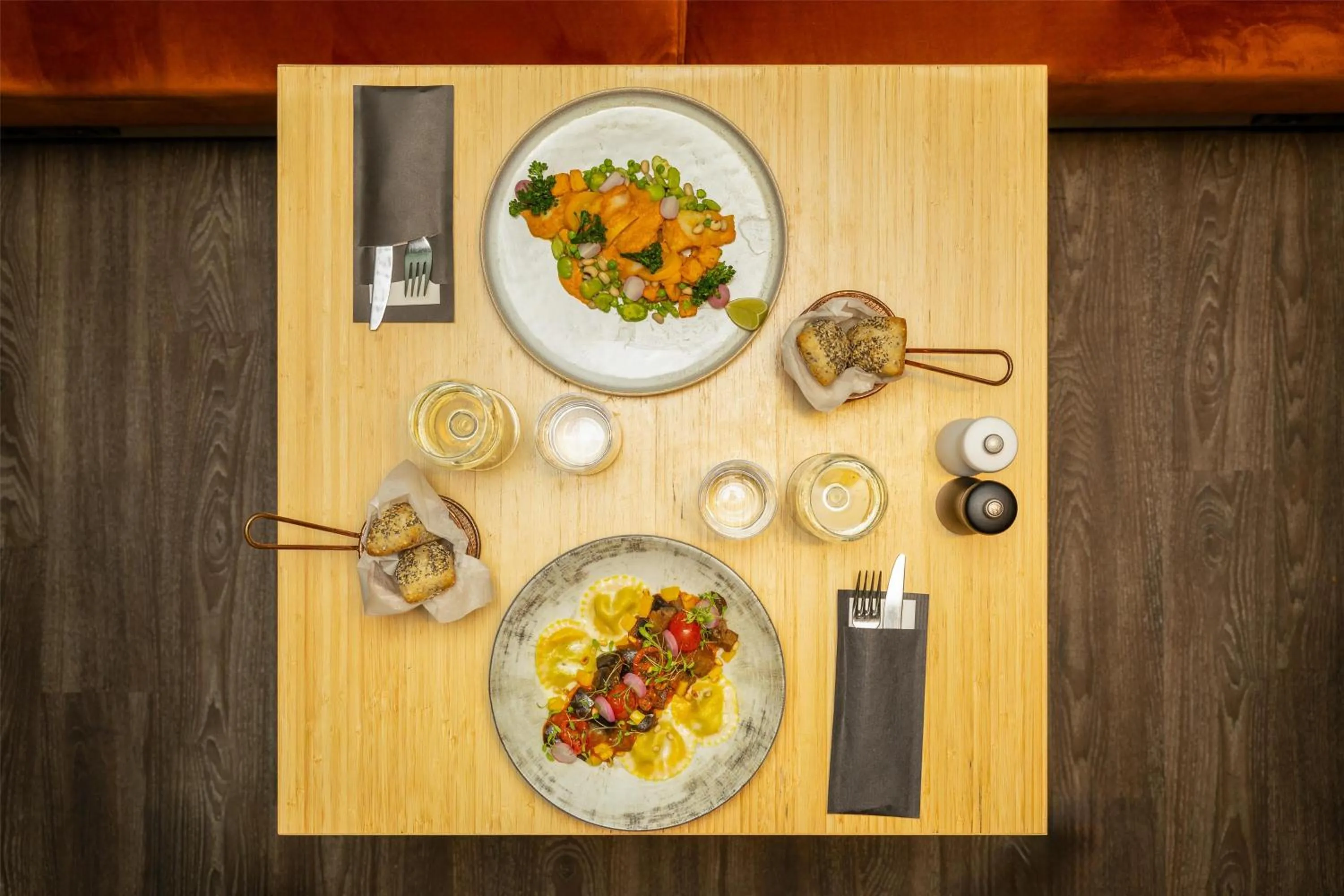 Food and drinks in Radisson Hotel Brussels Centre Midi