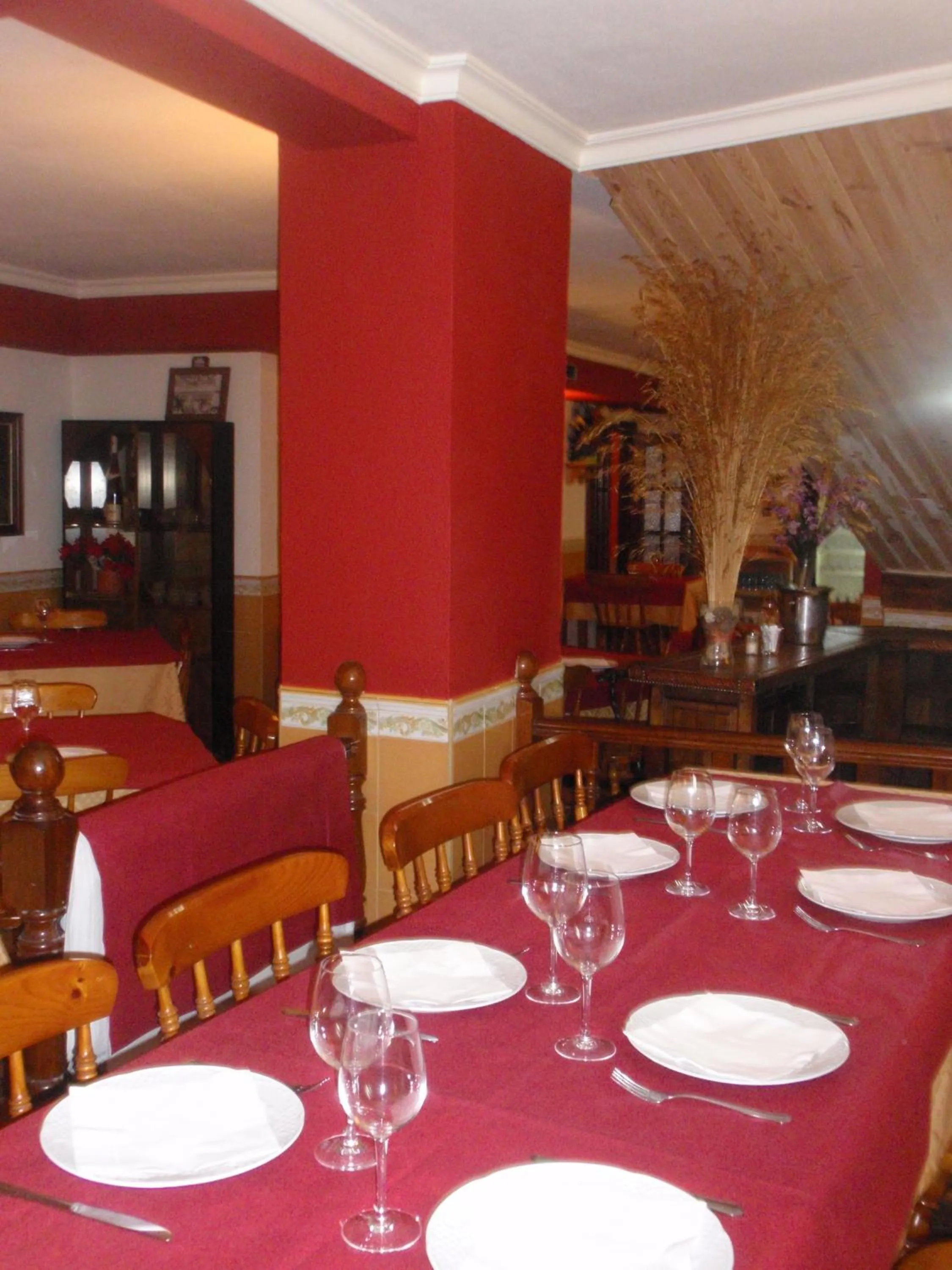 Restaurant/places to eat in Favila Oviedo