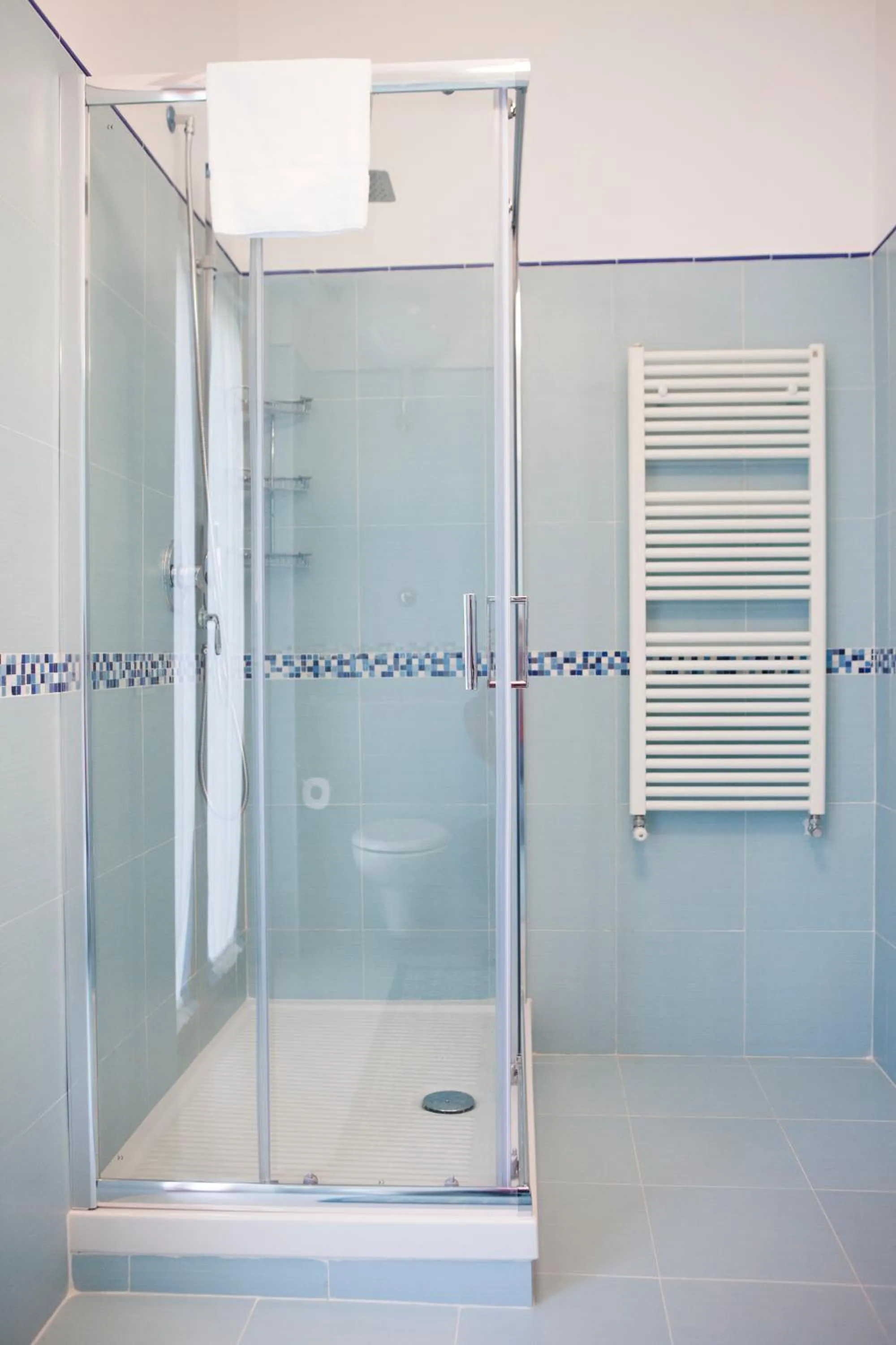 Shower in Isa Guest Rooms