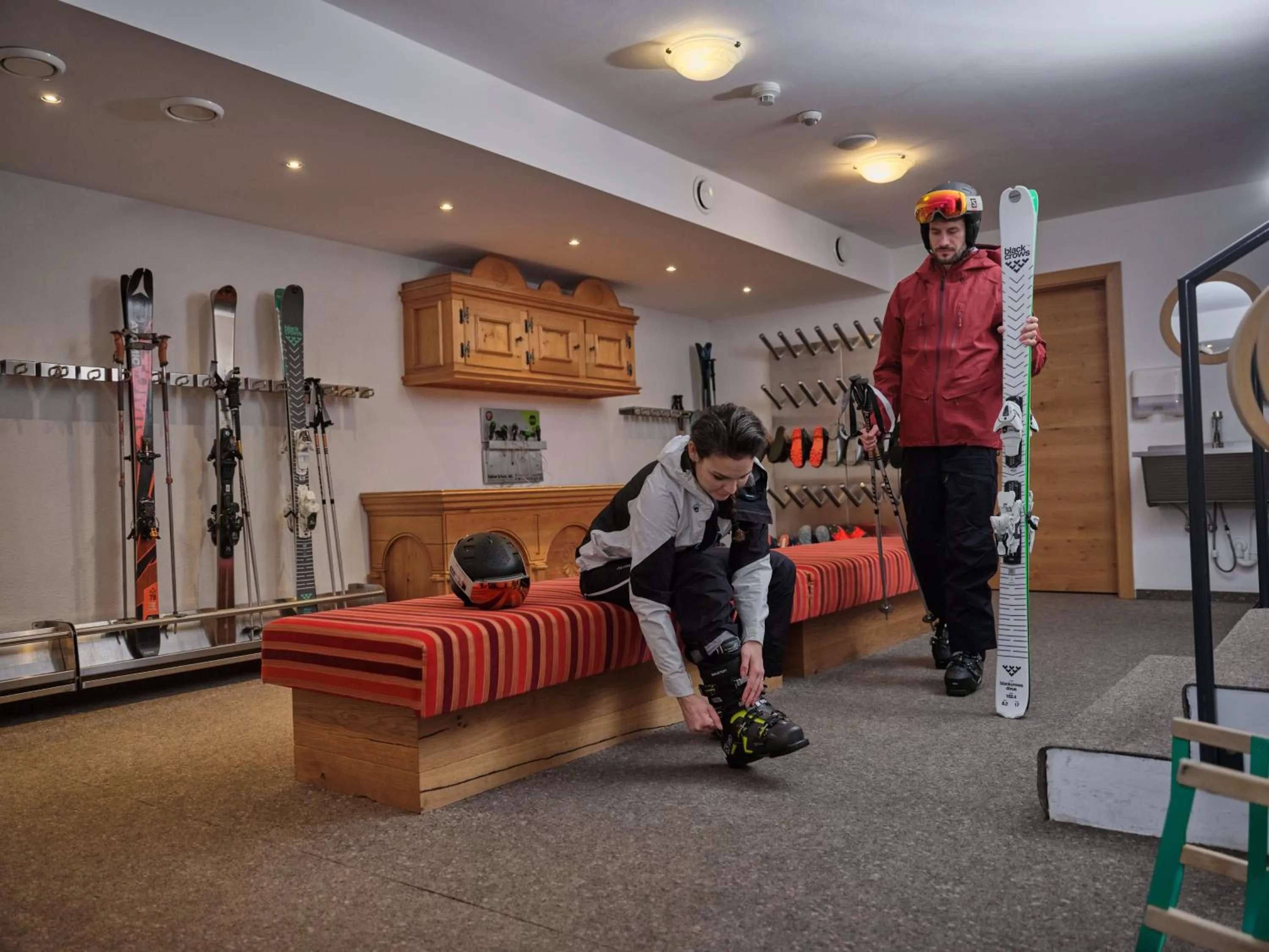 Skiing in Hotel Schranz - Ski In & Ski Out