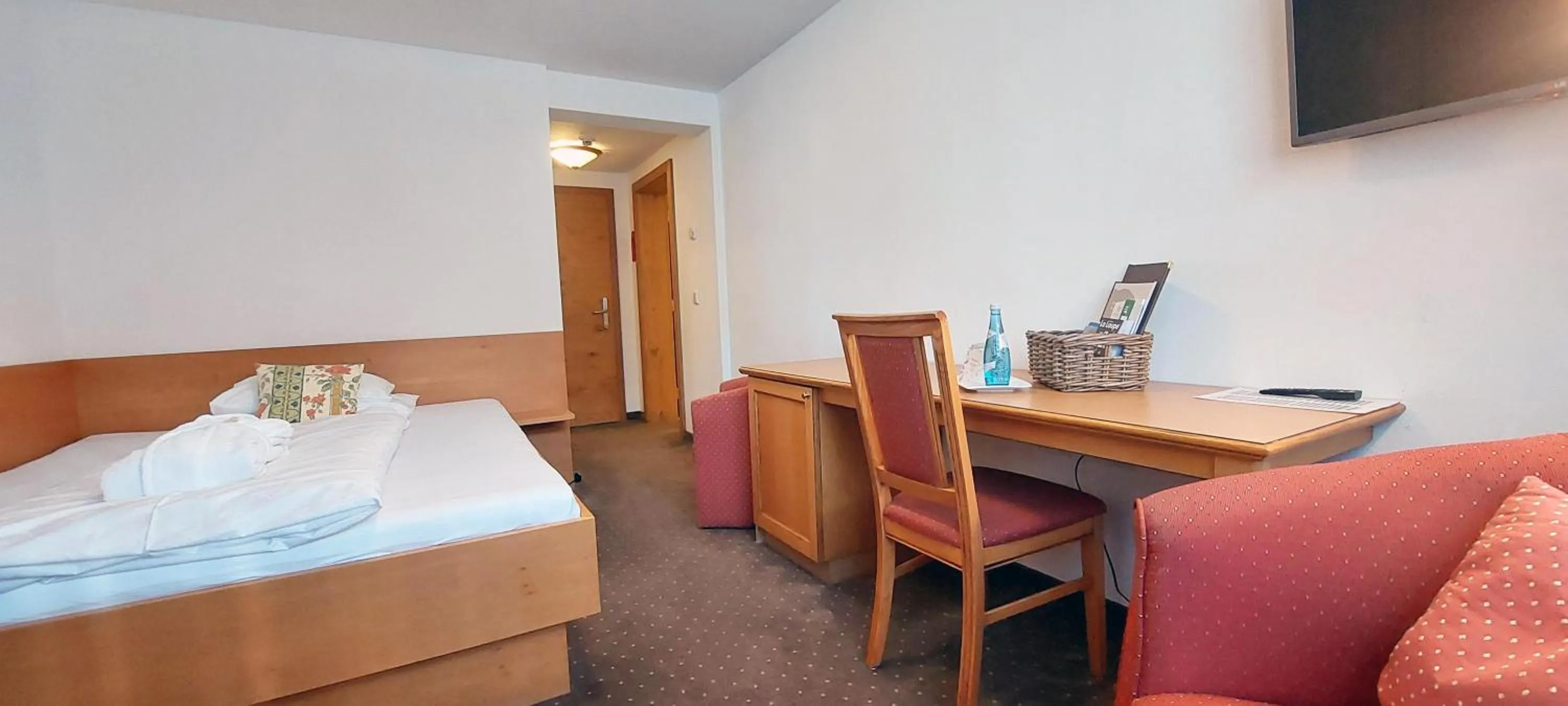 Photo of the whole room, Bed in Hotel Schranz - Ski In & Ski Out