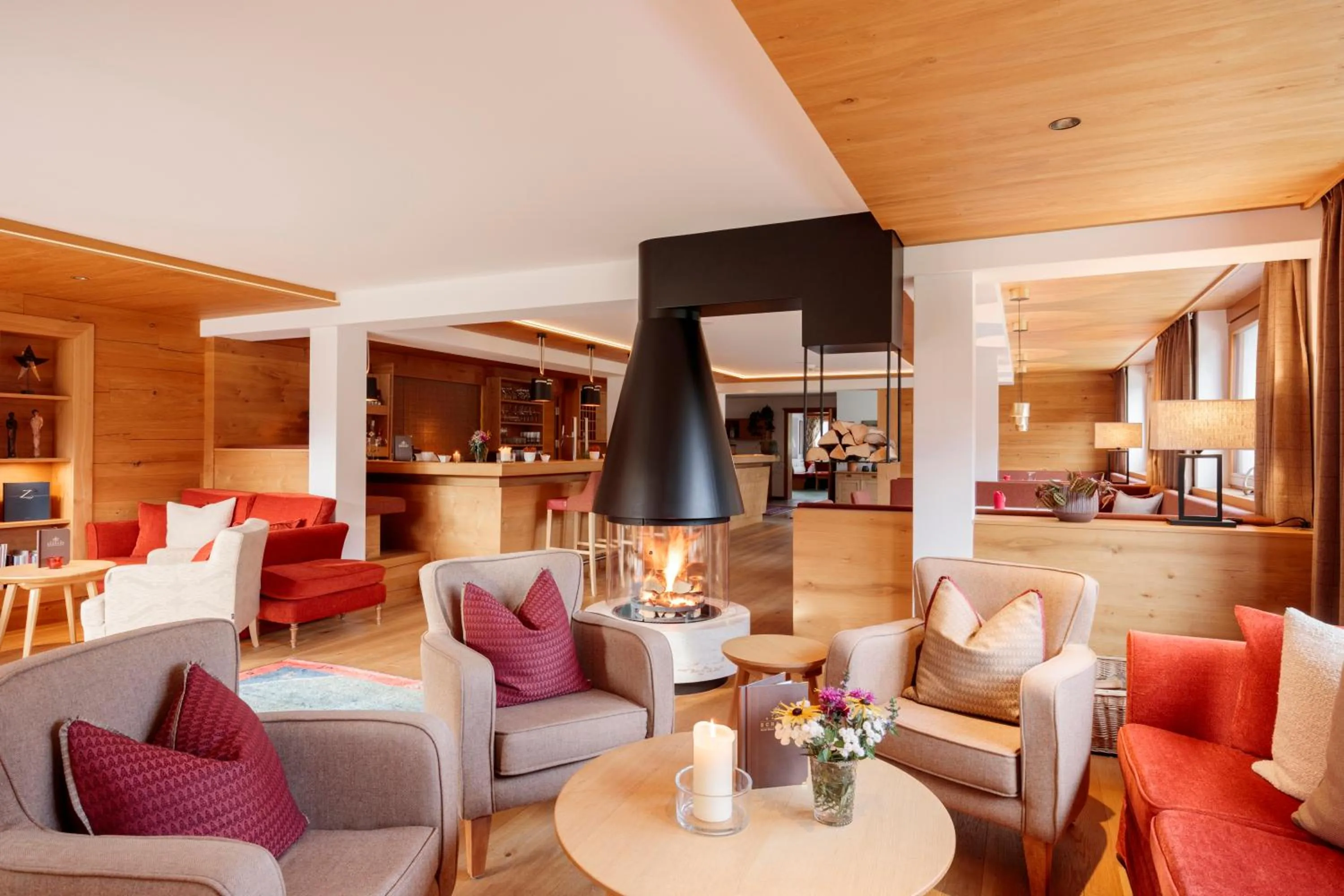 Lobby or reception in Hotel Schranz - Ski In & Ski Out