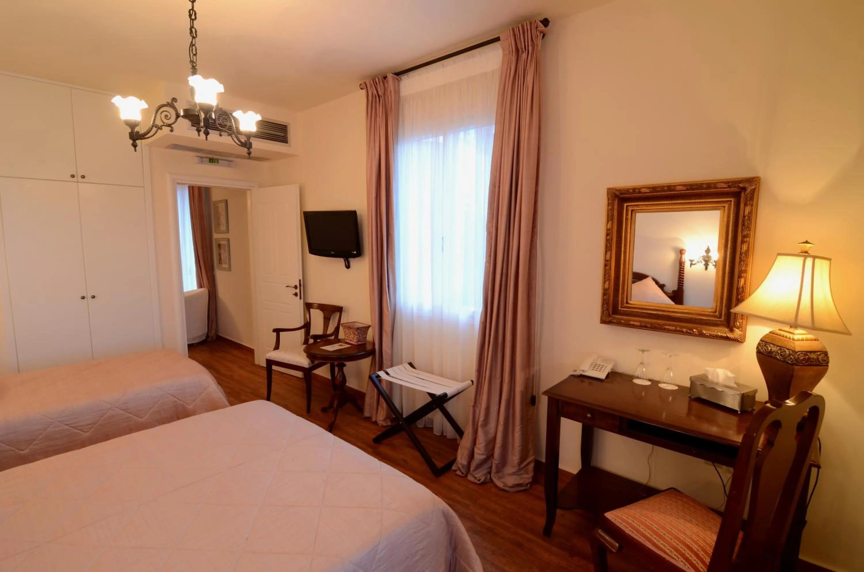 Day, Bed in Korina Gallery Hotel