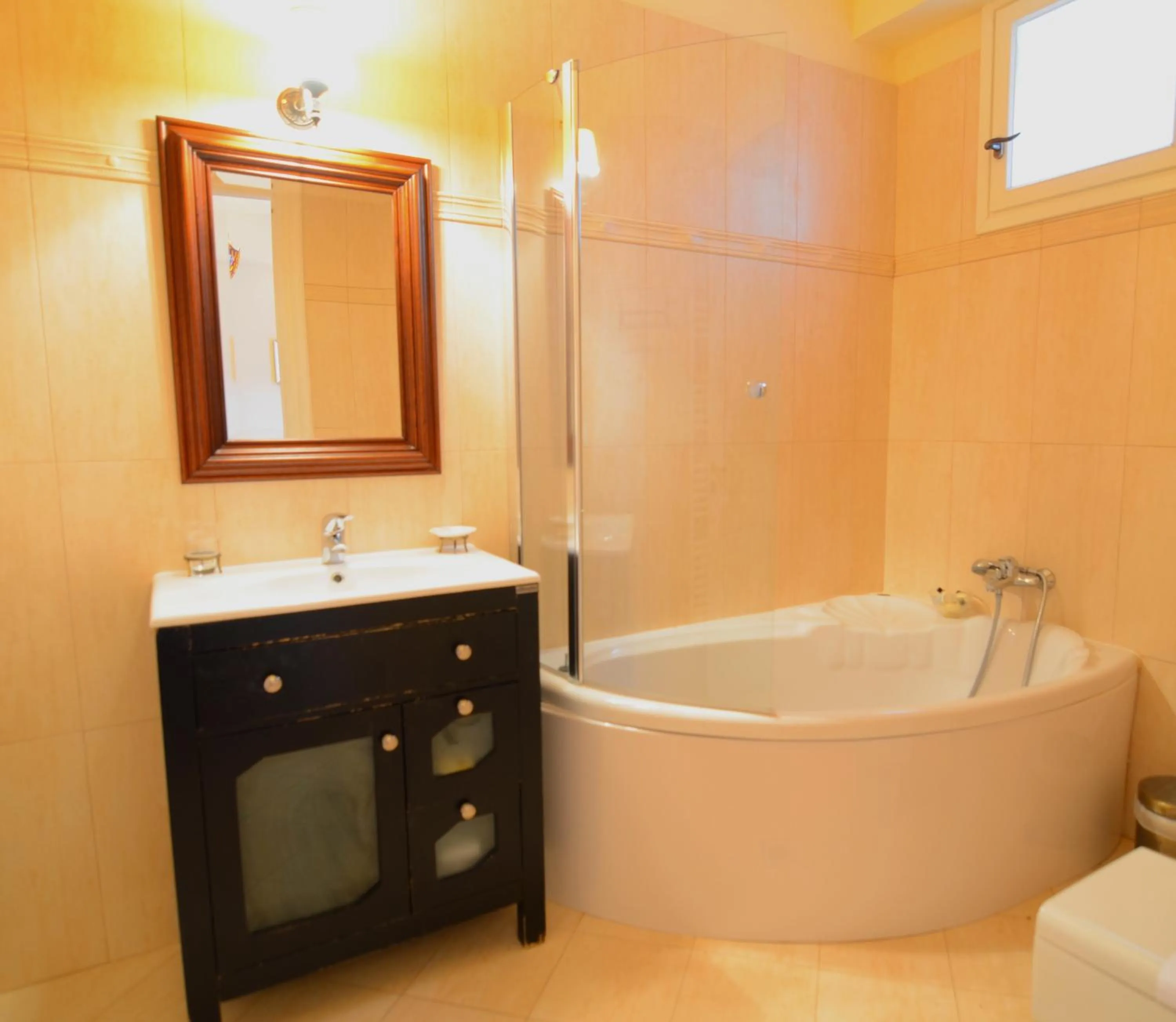 Day in Korina Gallery Hotel