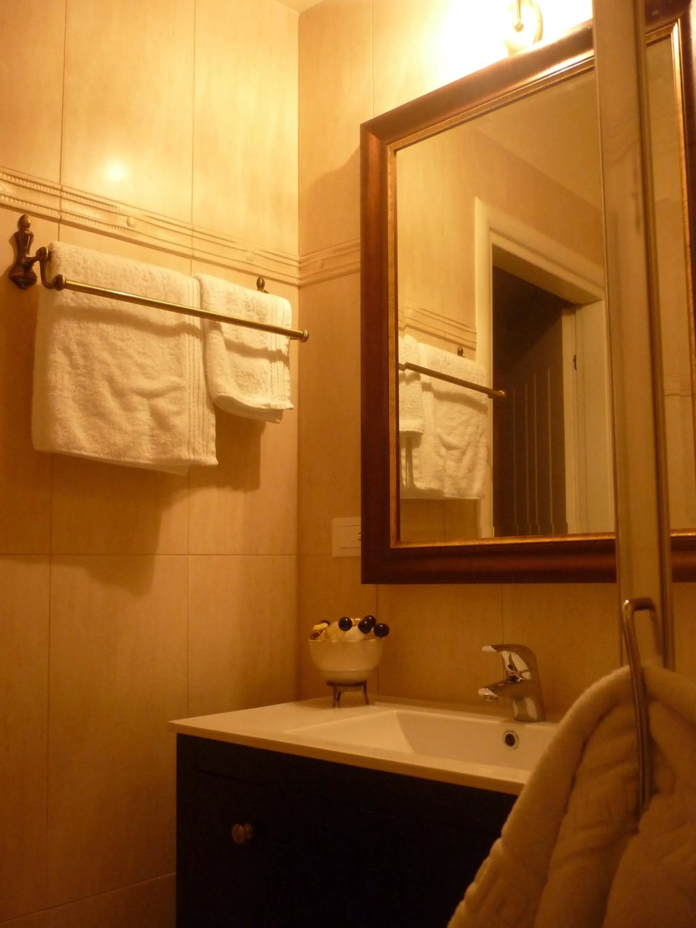 Bathroom in Korina Gallery Hotel